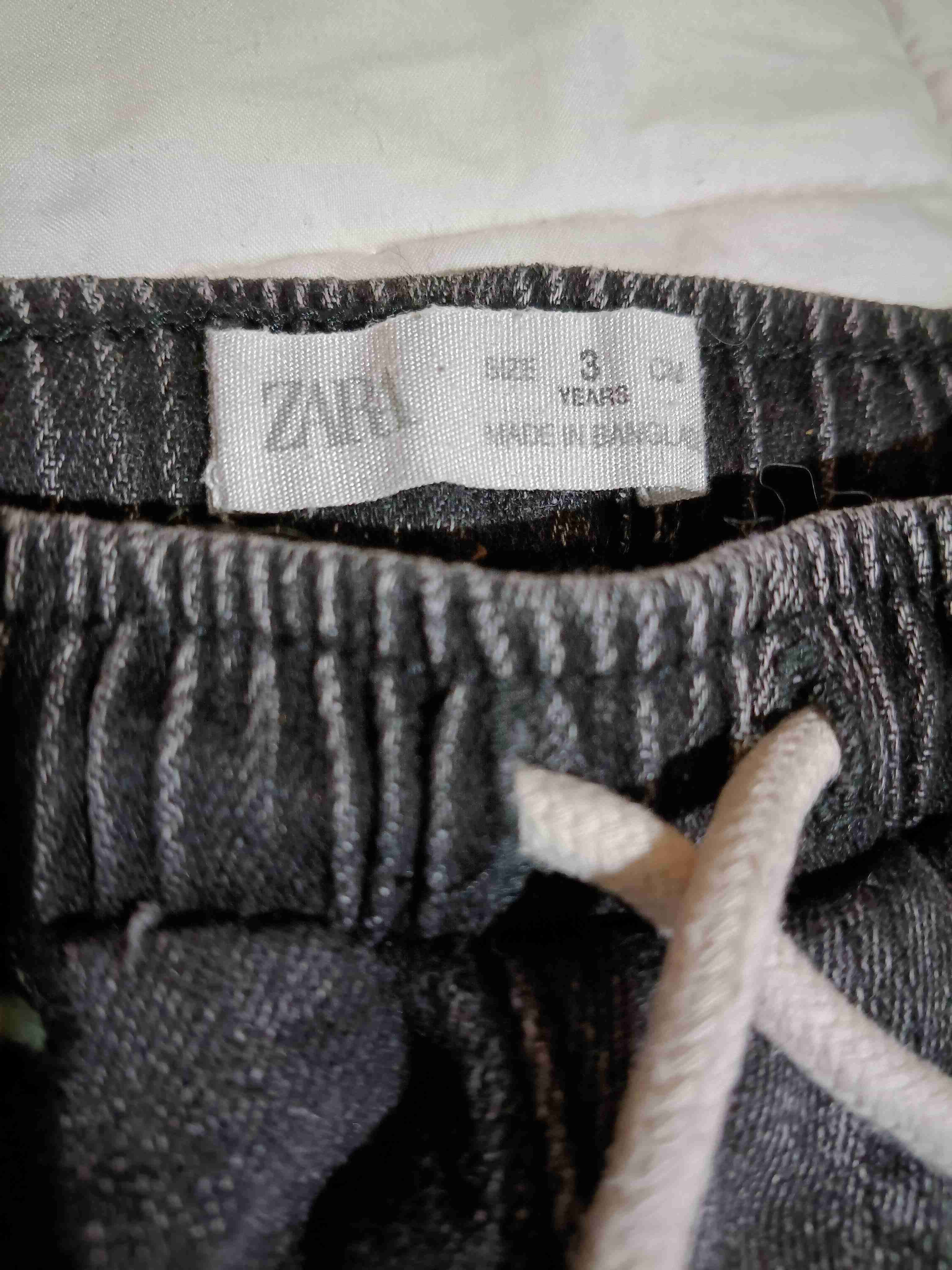 Pantalones jogger negros para niño - miniatura 2