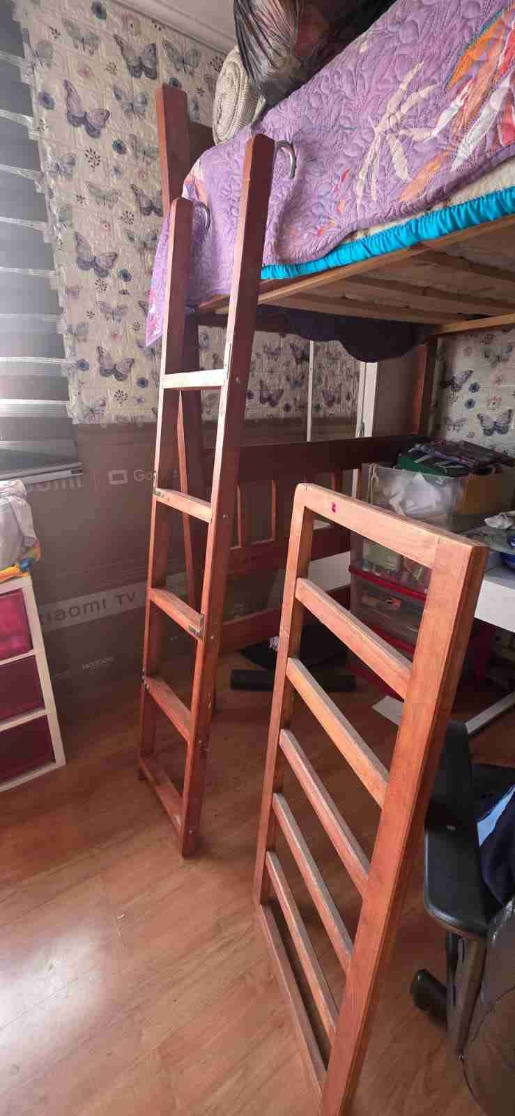 Cama alta con escritorio - 3