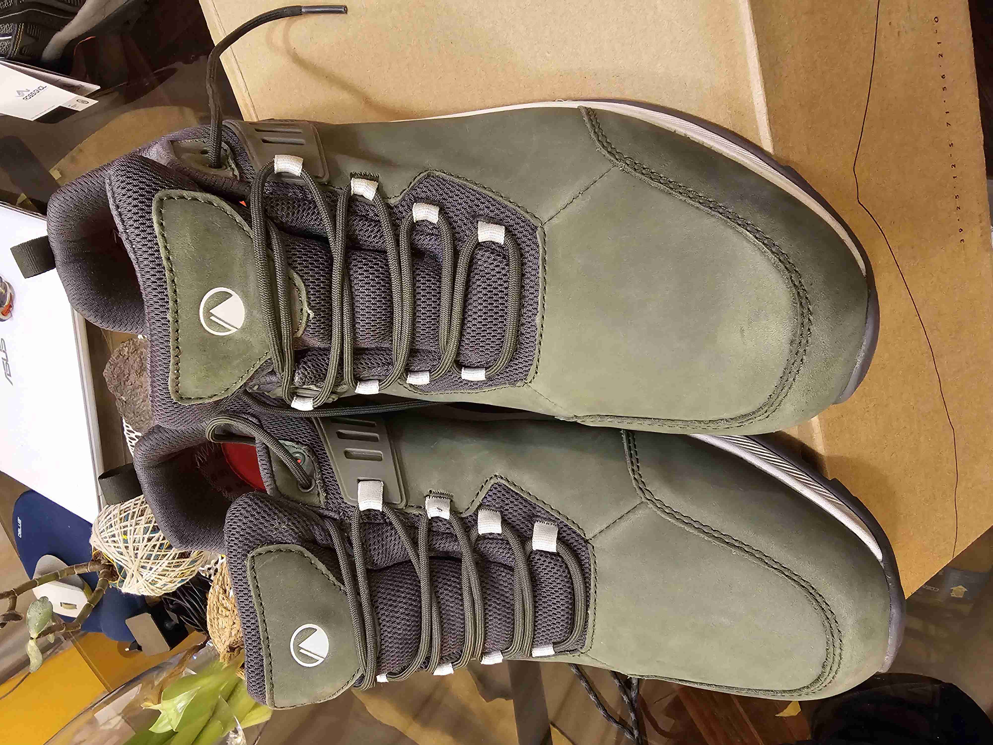 Zapatillas Outdoor marca Lippi verde oliva - miniatura 2