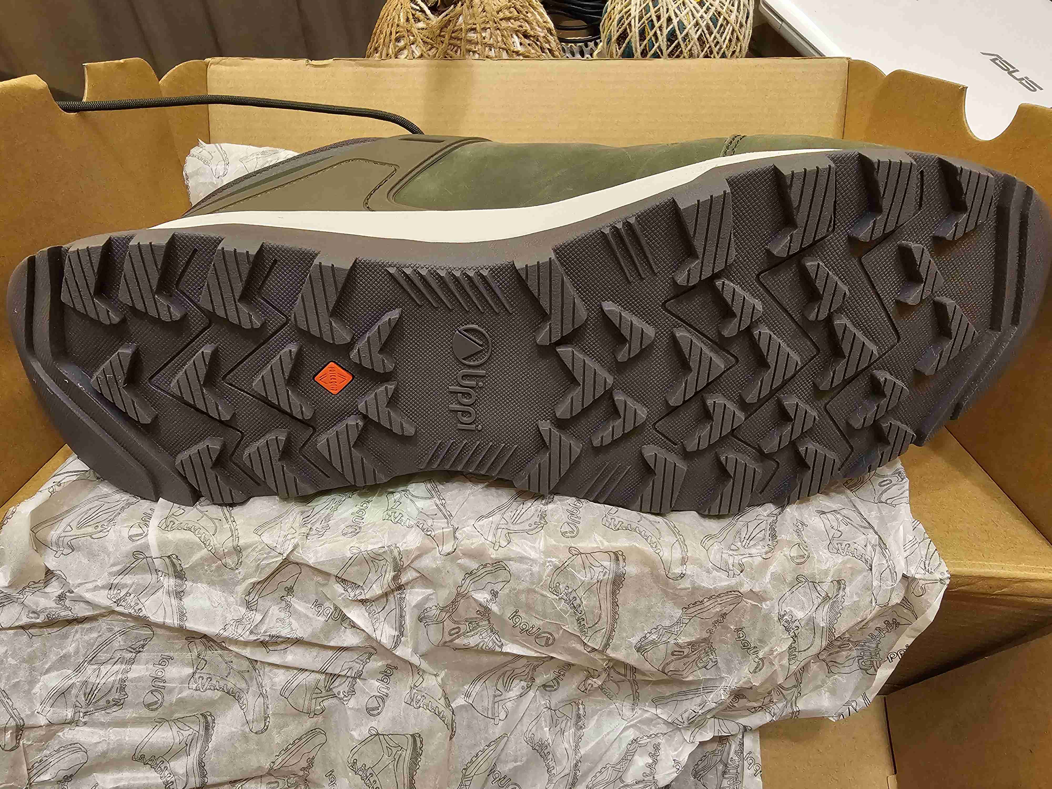 Zapatillas Outdoor marca Lippi verde oliva - miniatura 3