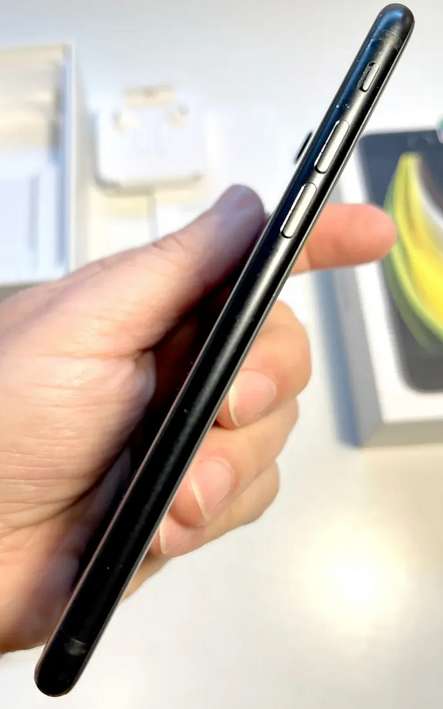 iPhone SE Negro 64GB 2020 - miniatura 6