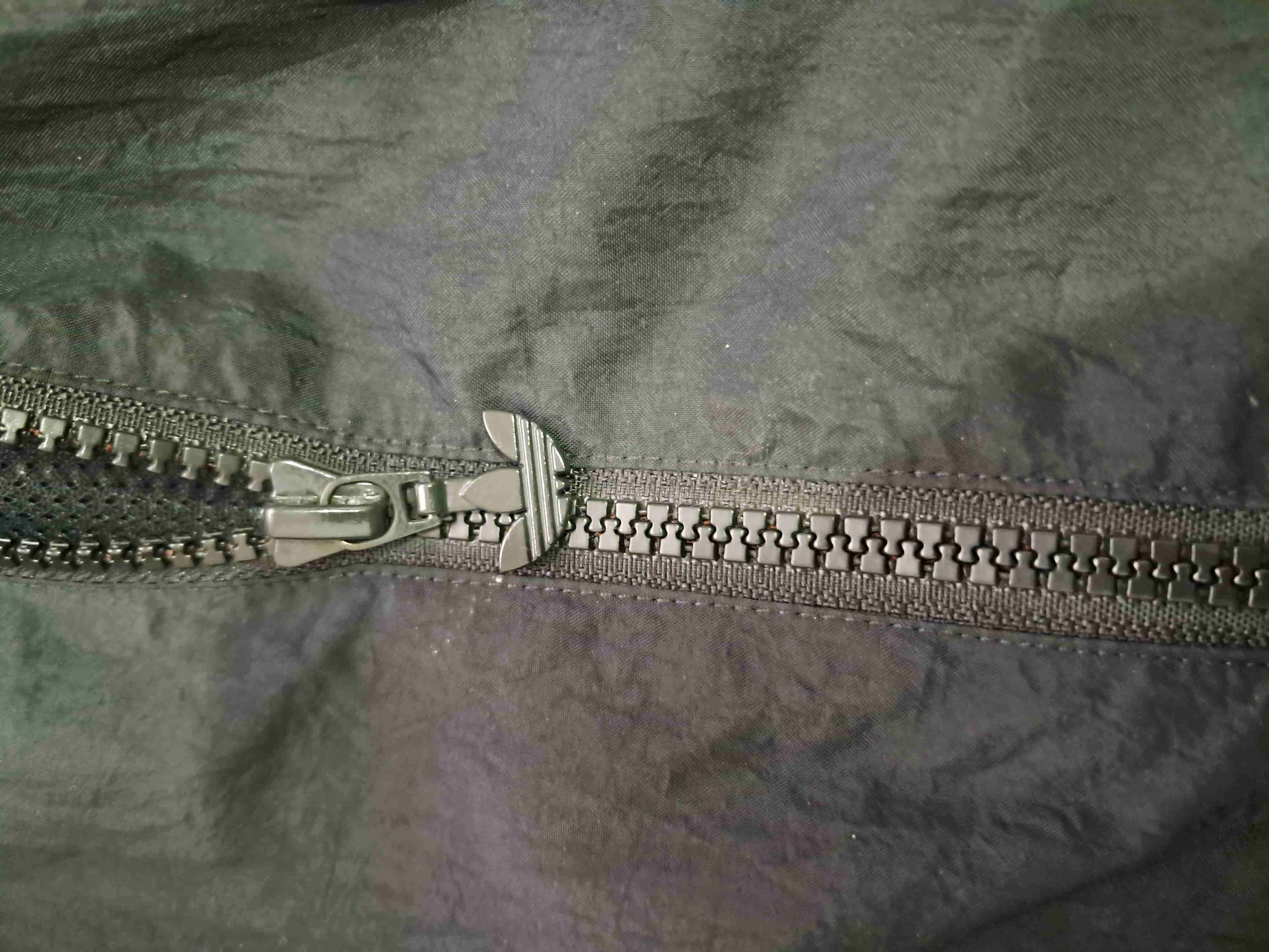 Cortavientos Adidas Original talla S - 4