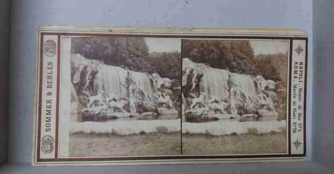 Tarjeta estéreo antigua Napoli