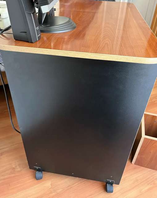 Escritorio Mesa Para Computador Y Basurero (Usado) - miniatura 6