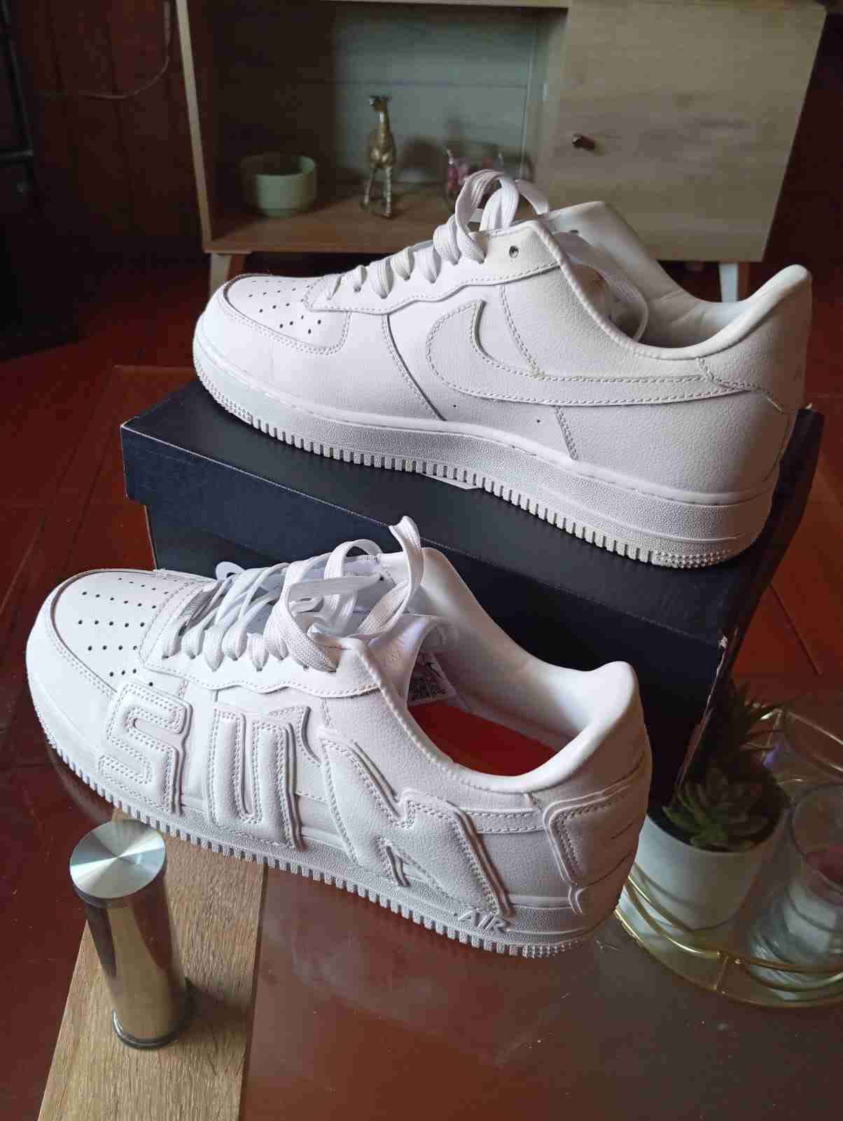 Zapatillas blancas Nike nuevas - 2