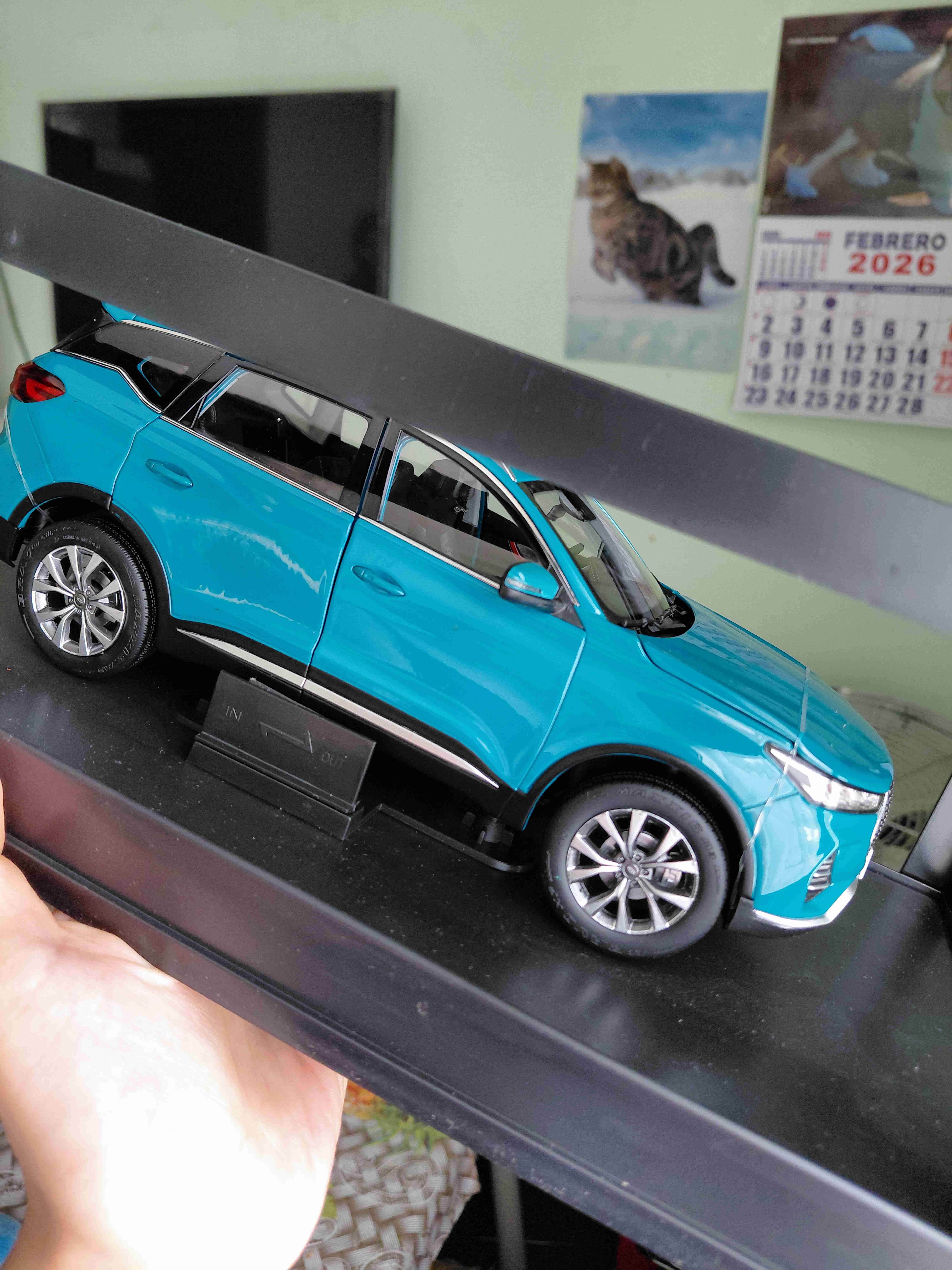 Chery Modelo a escala SUV azul - miniatura 3
