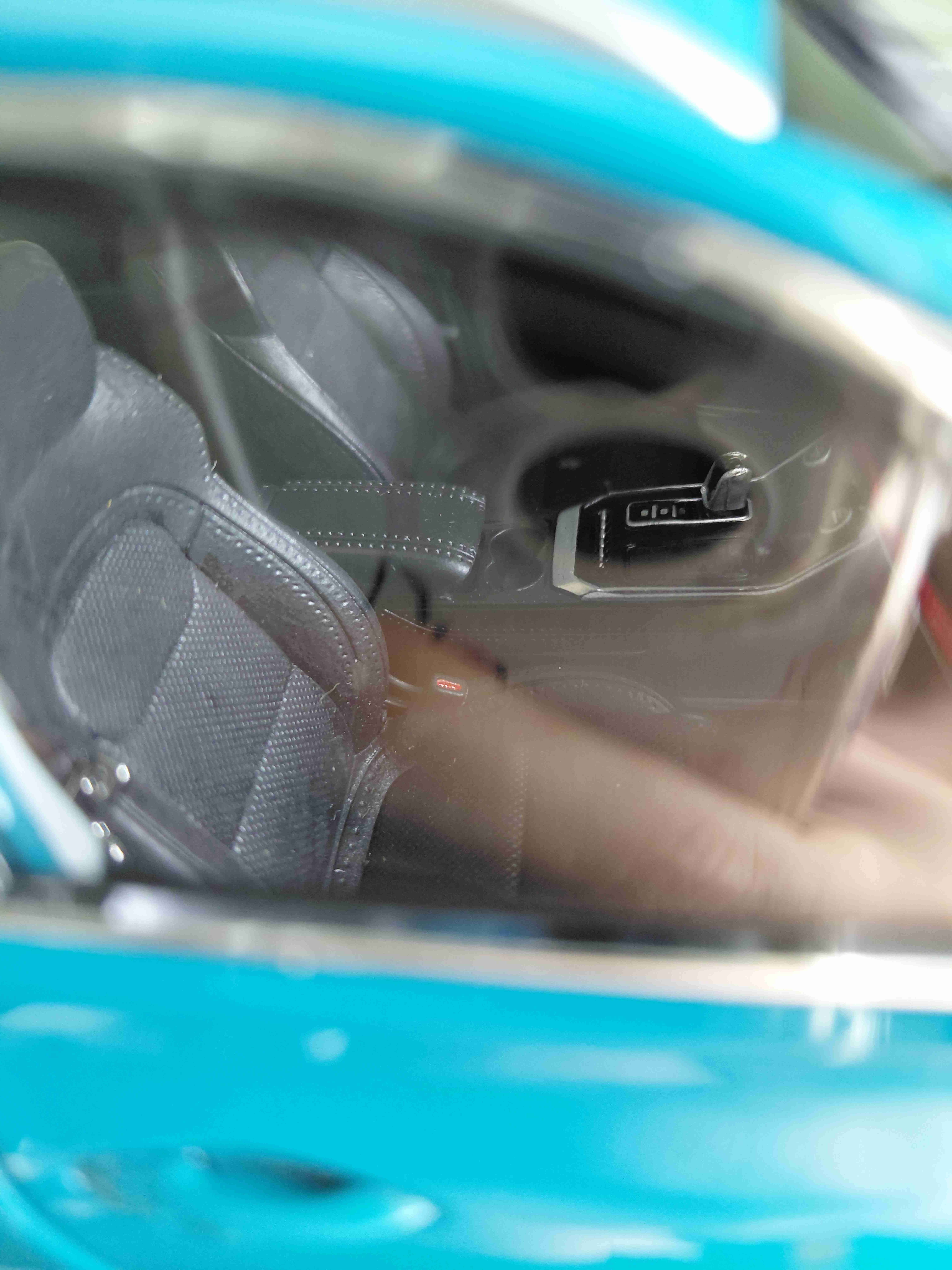 Chery Modelo a escala SUV azul - miniatura 5