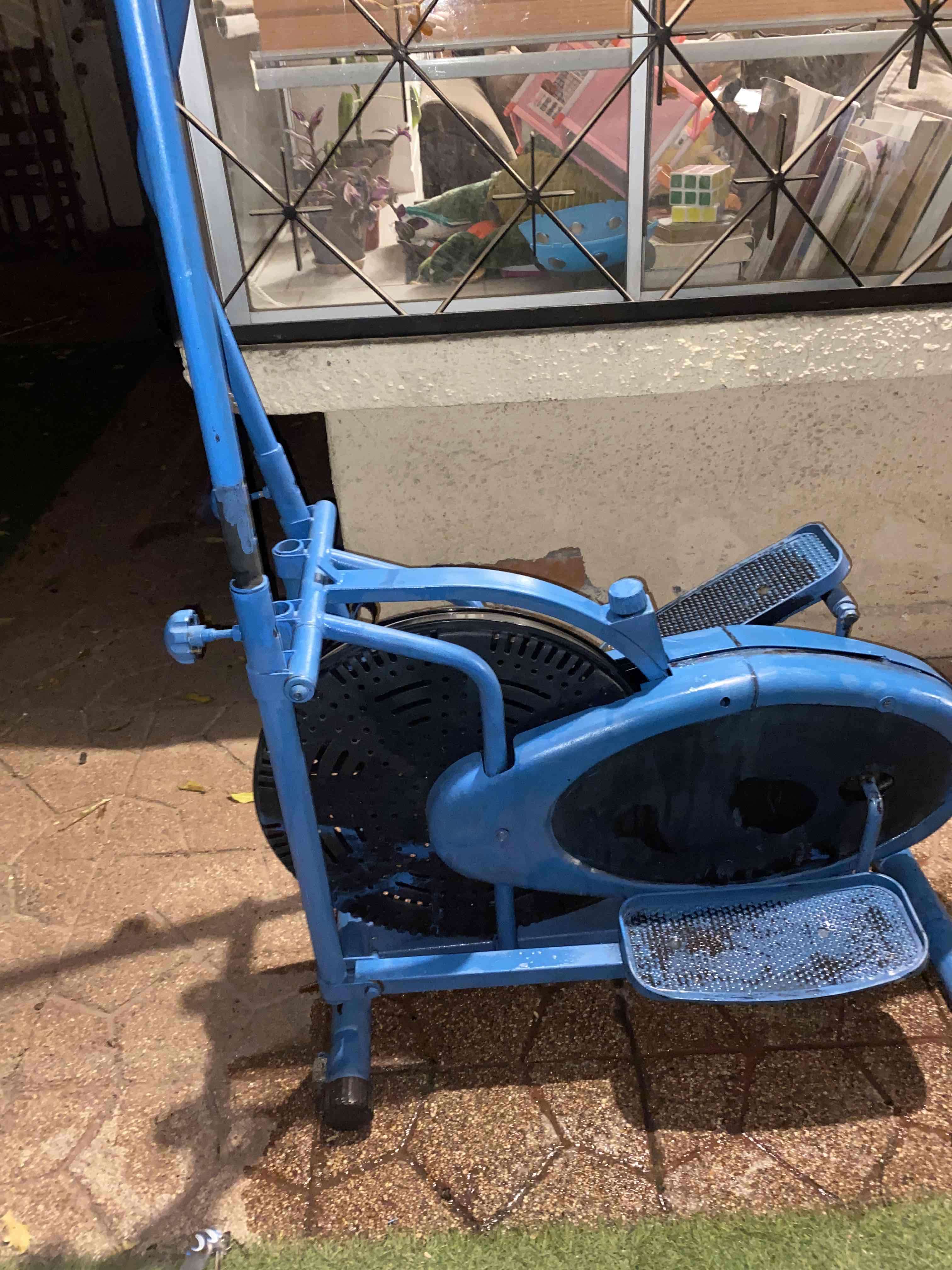 Bicicleta elíptica azul - 2