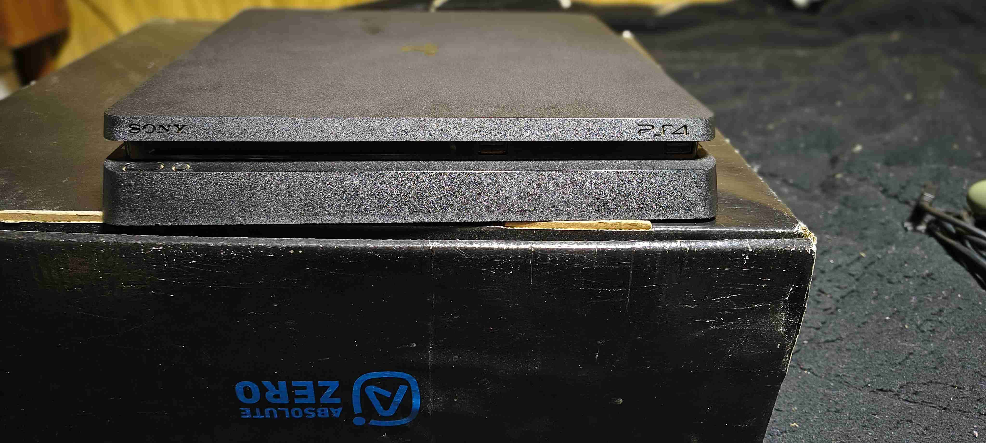 Consola PS4 Slim usada en buen estado - 1