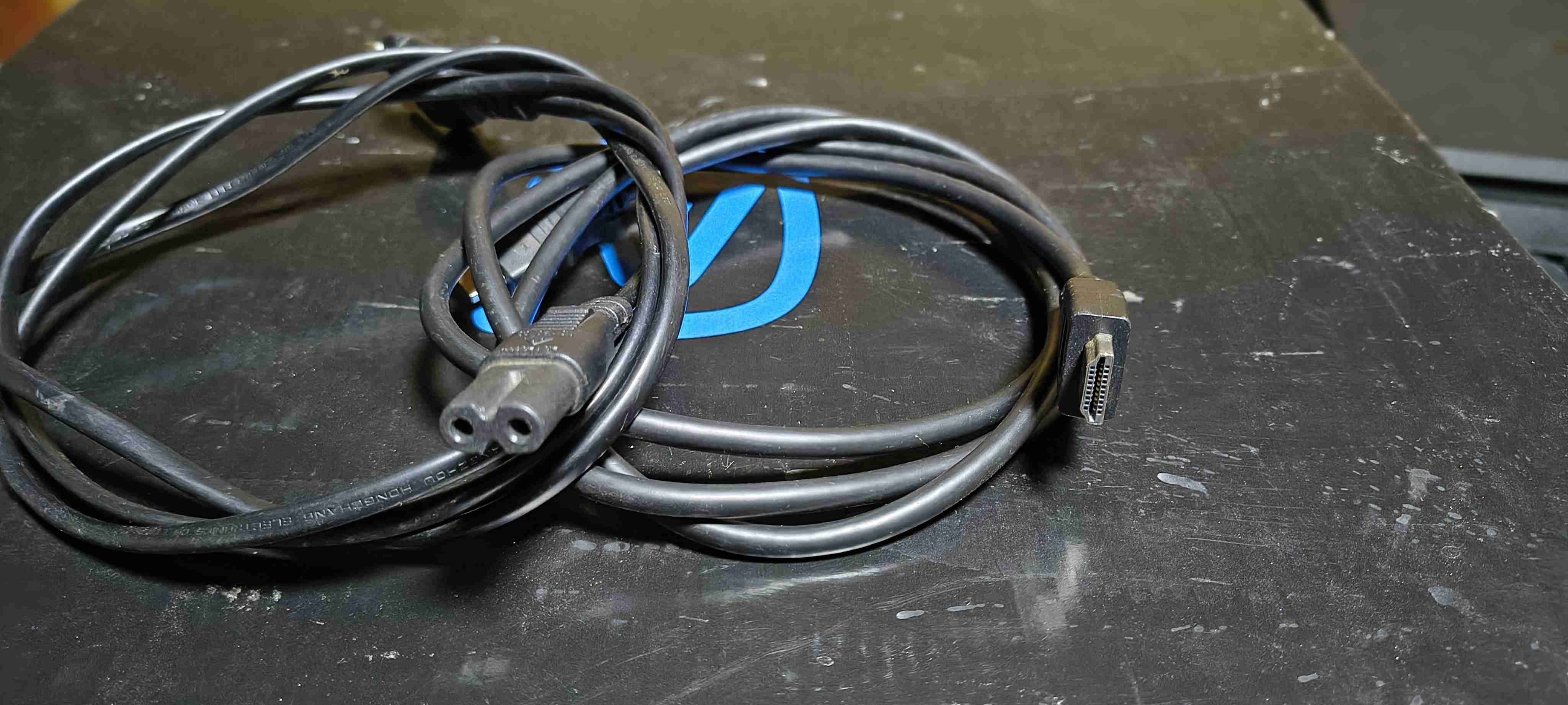 Consola PS4 Slim usada en buen estado - 4