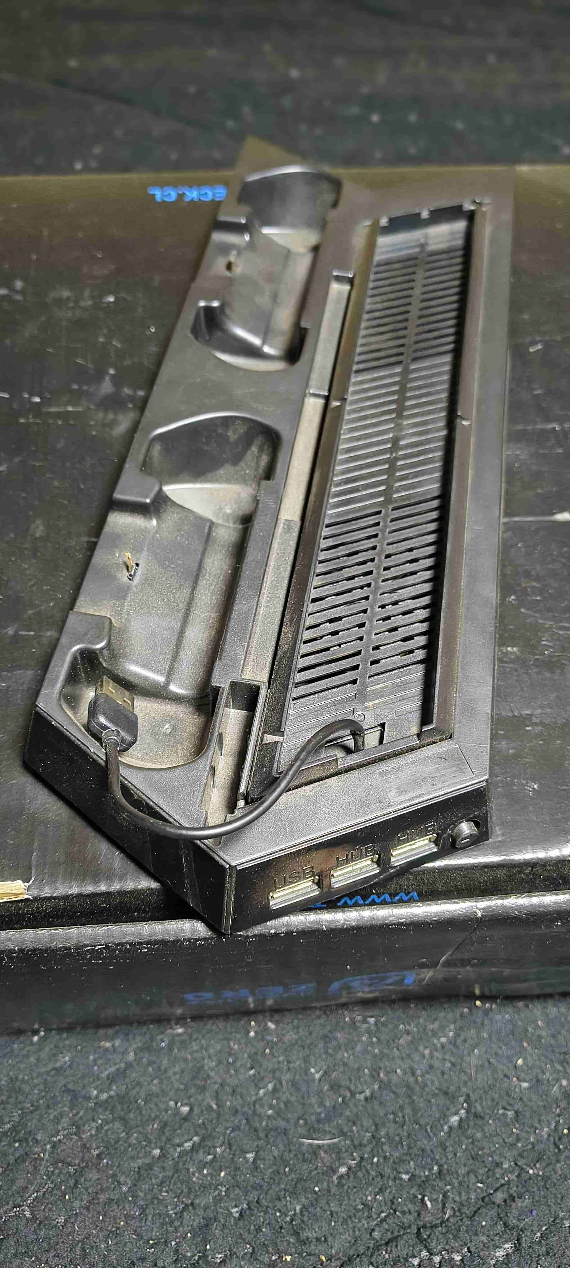 Consola PS4 Slim usada en buen estado - 5