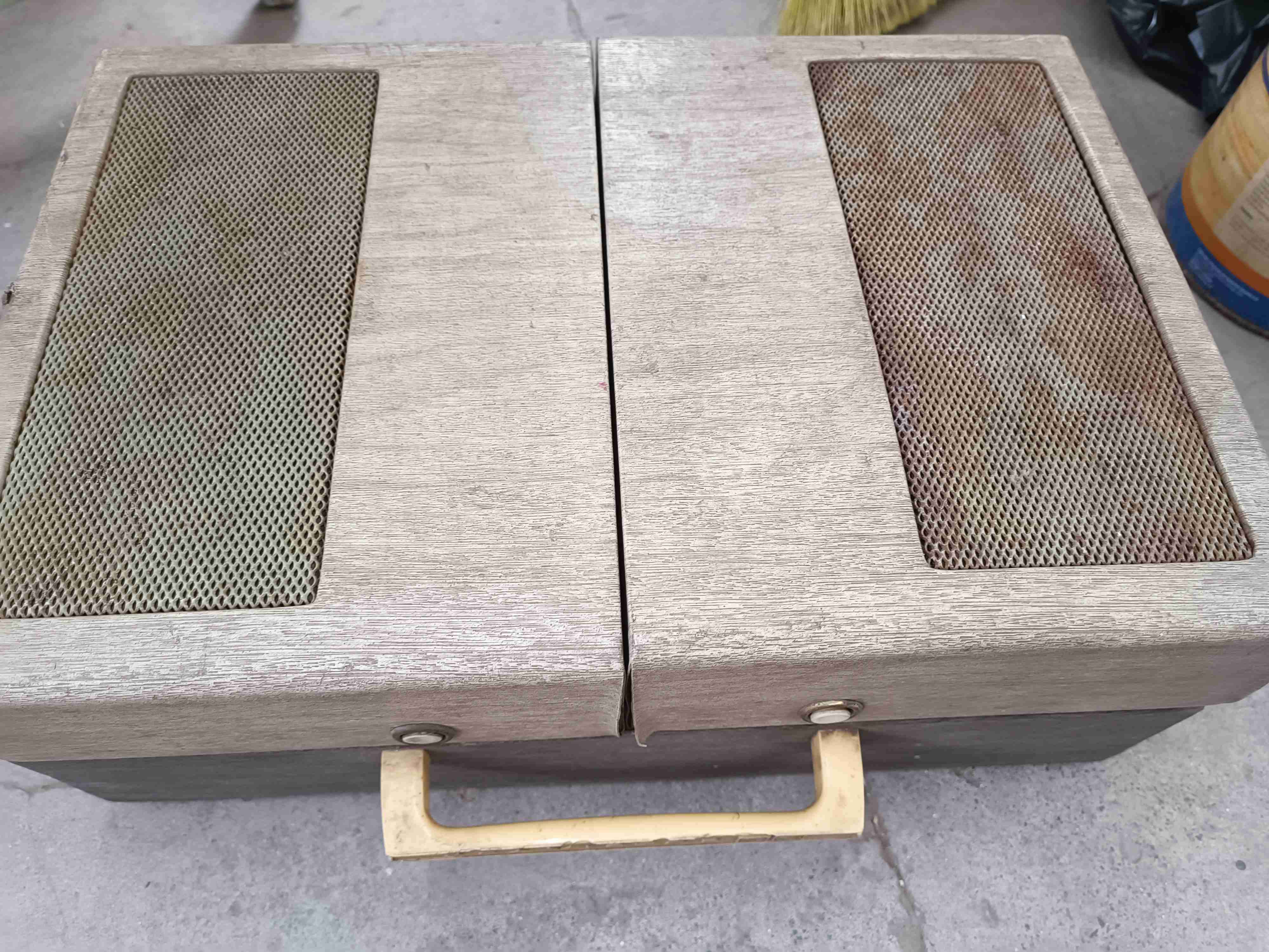 Tocadiscos vintage RCA con altavoces - miniatura 4