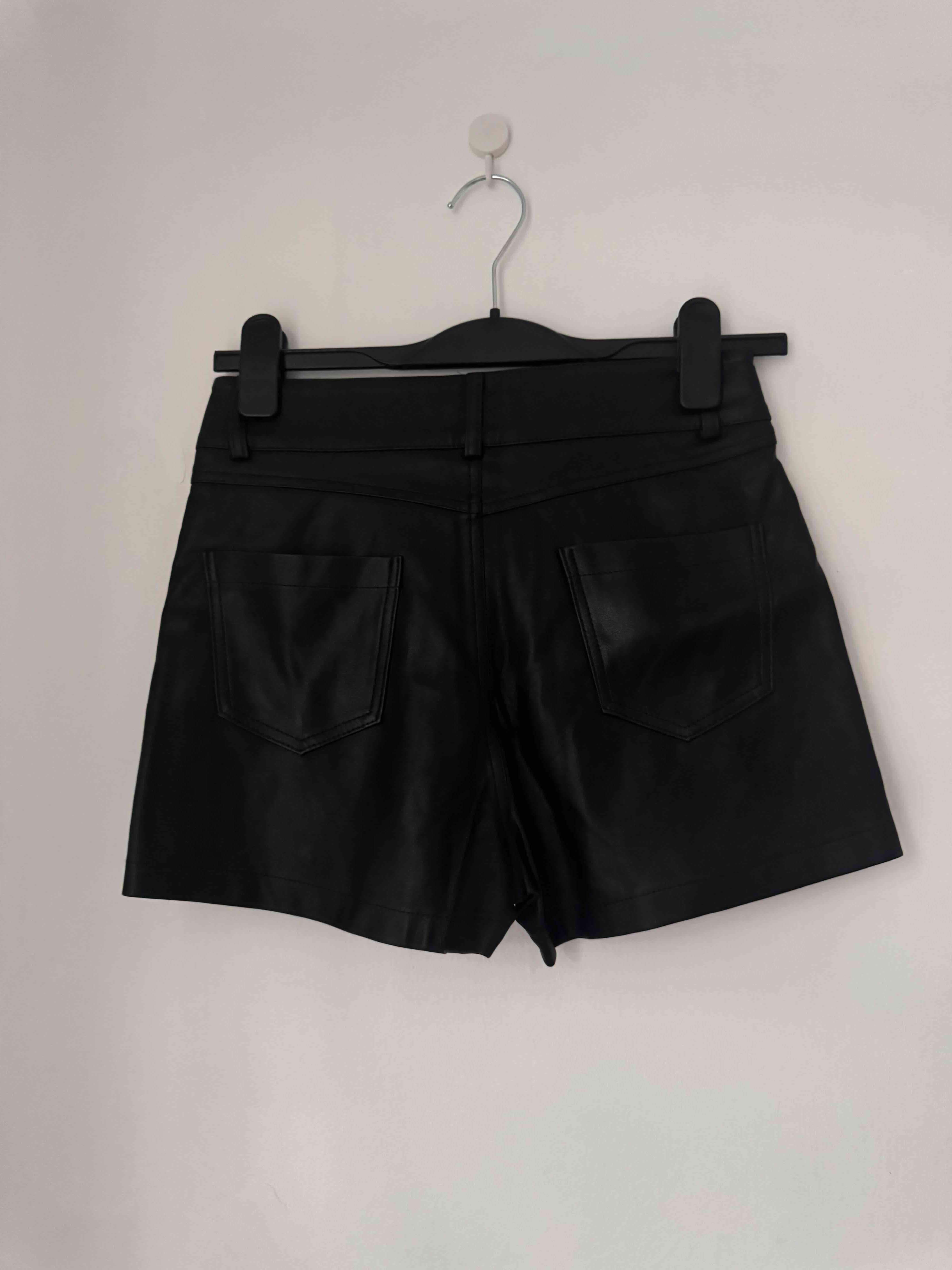 Falda shorts cuero - miniatura 2