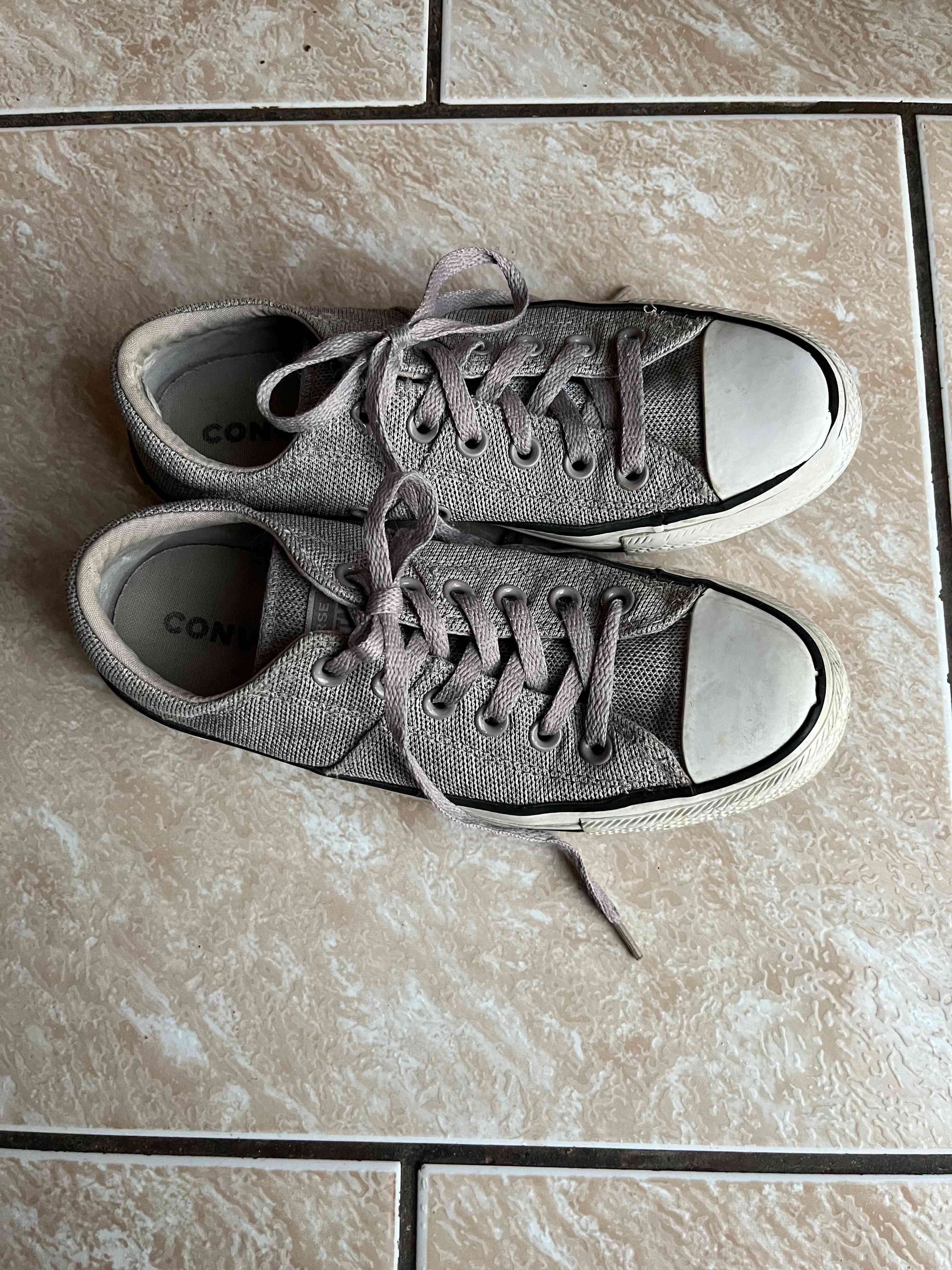 Zapatillas grises casuales - miniatura 2