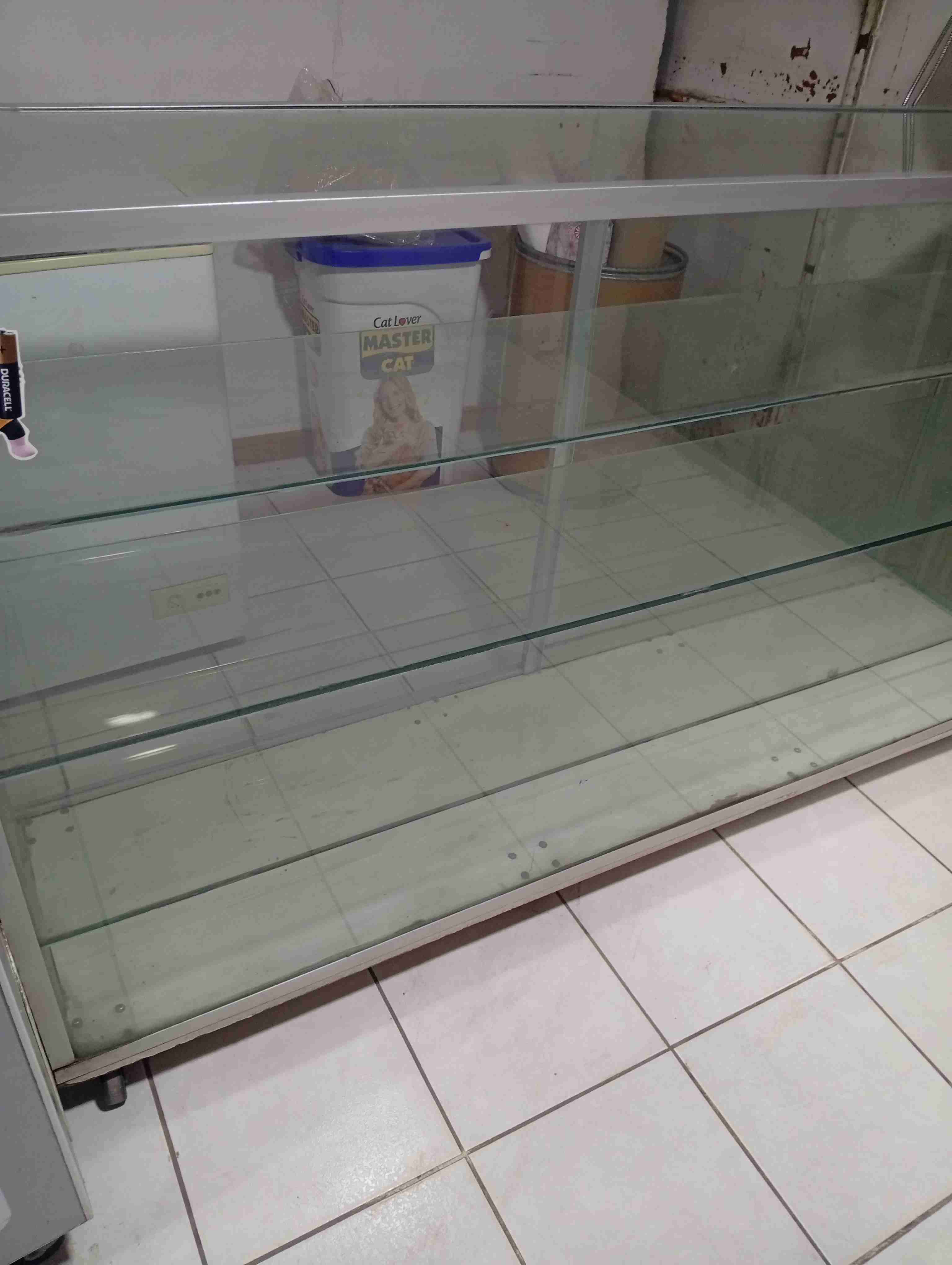 Mostrador de vidrio de tienda - miniatura 3