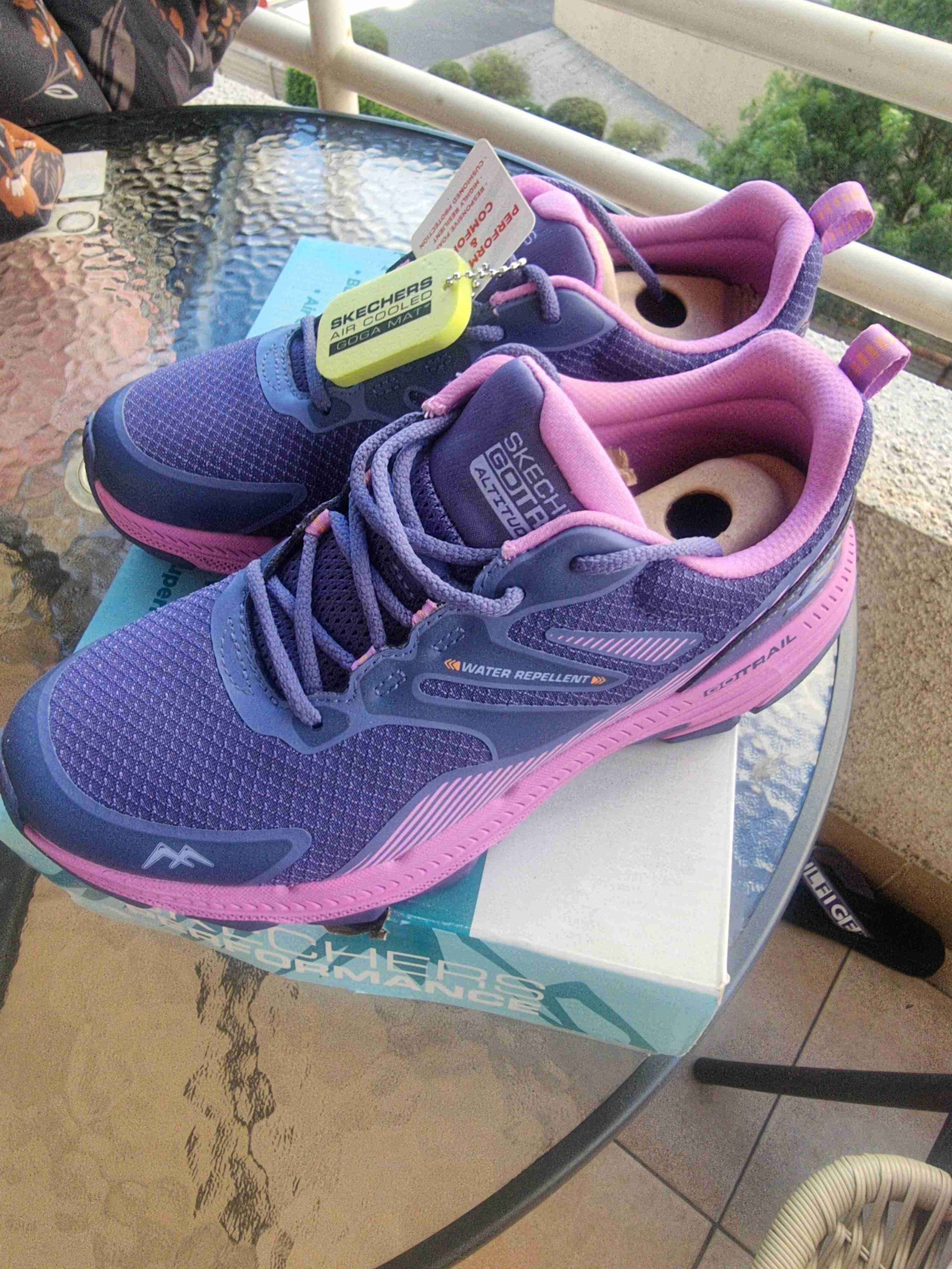 Zapatillas running moradas nuevas - 2