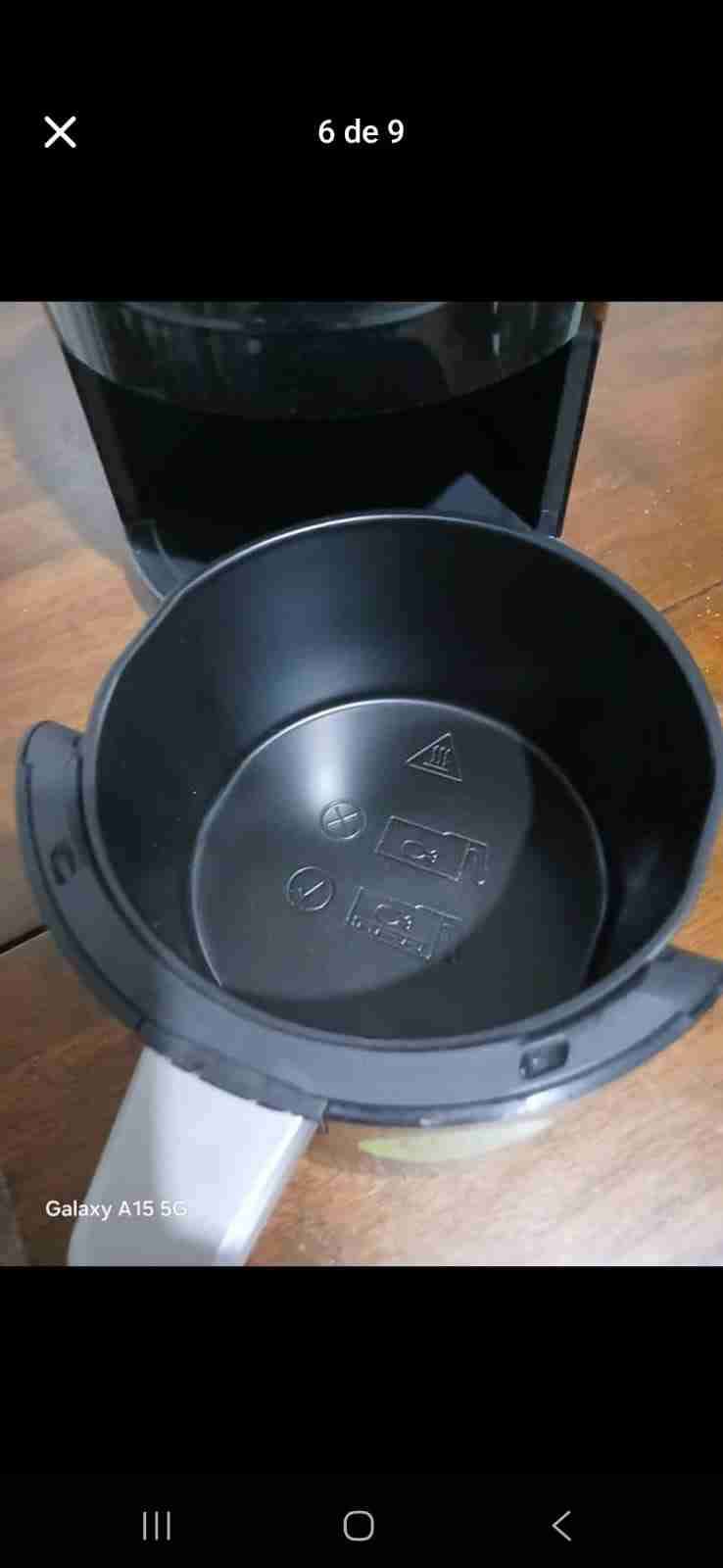 Freidora de aire Oster negra - miniatura 4