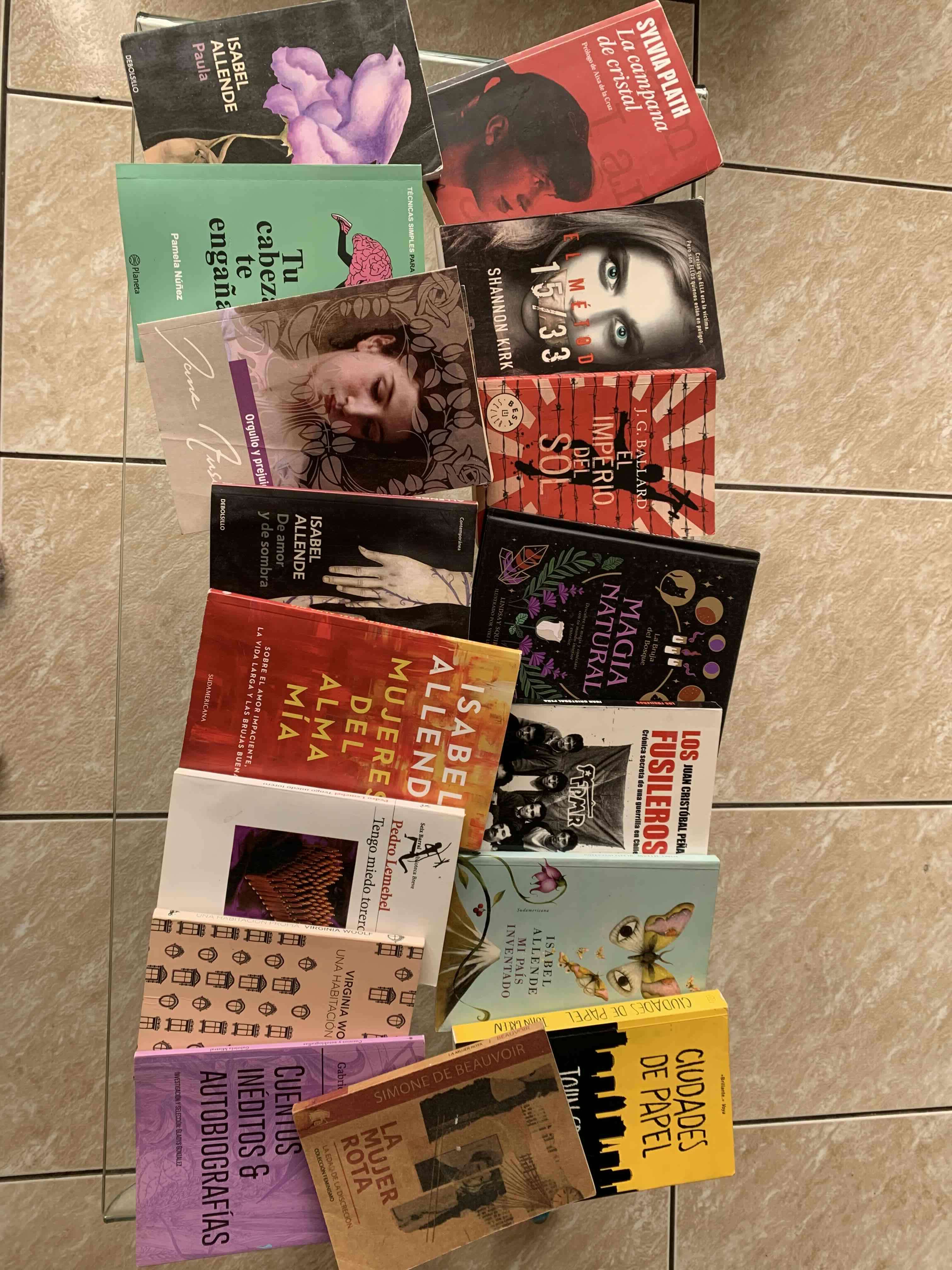 Lote de libros variados - miniatura 1