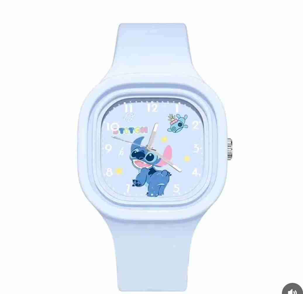 Reloj azul de personaje Disney