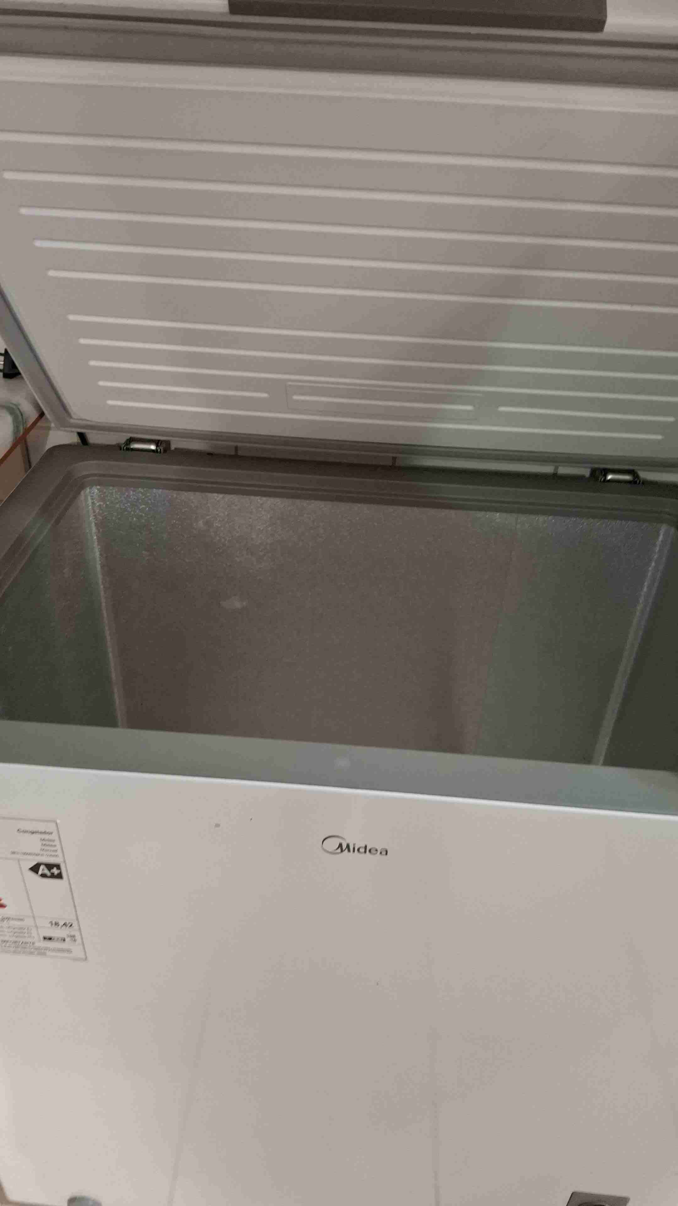 Congelador Midea blanco eficiente - miniatura 2