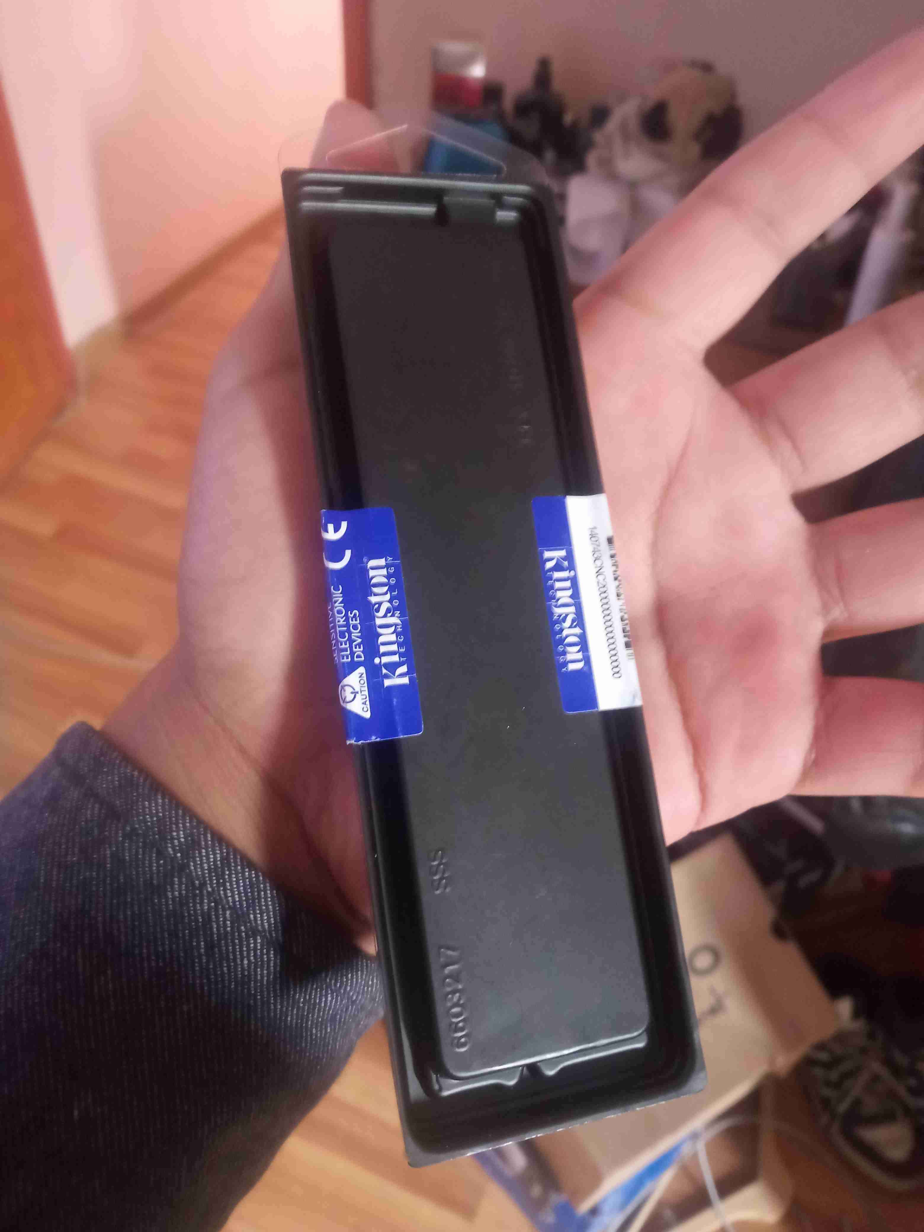 RAM Kingston 16GB DDR4 - miniatura 1