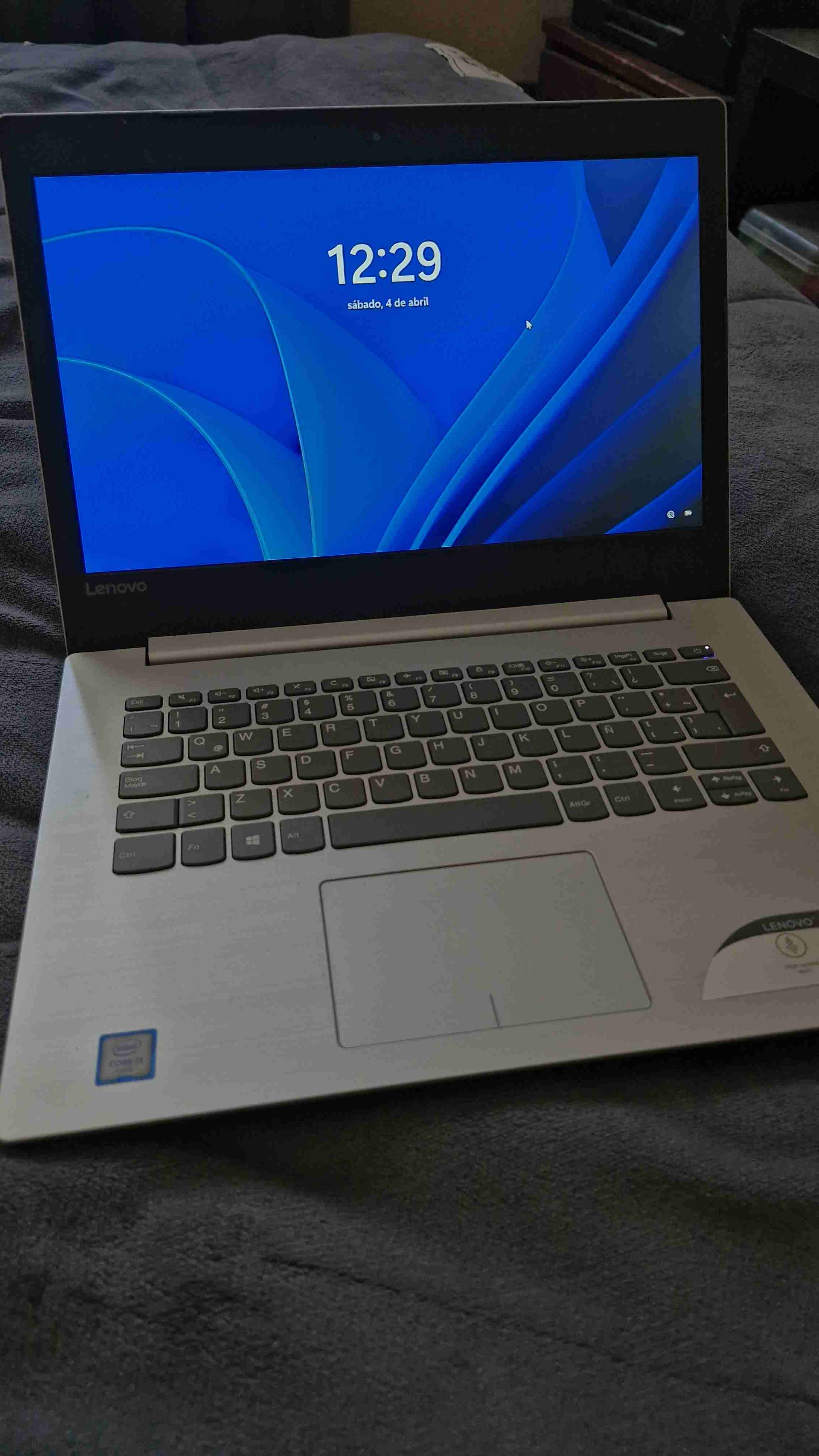 Notebook Lenovo - miniatura 1