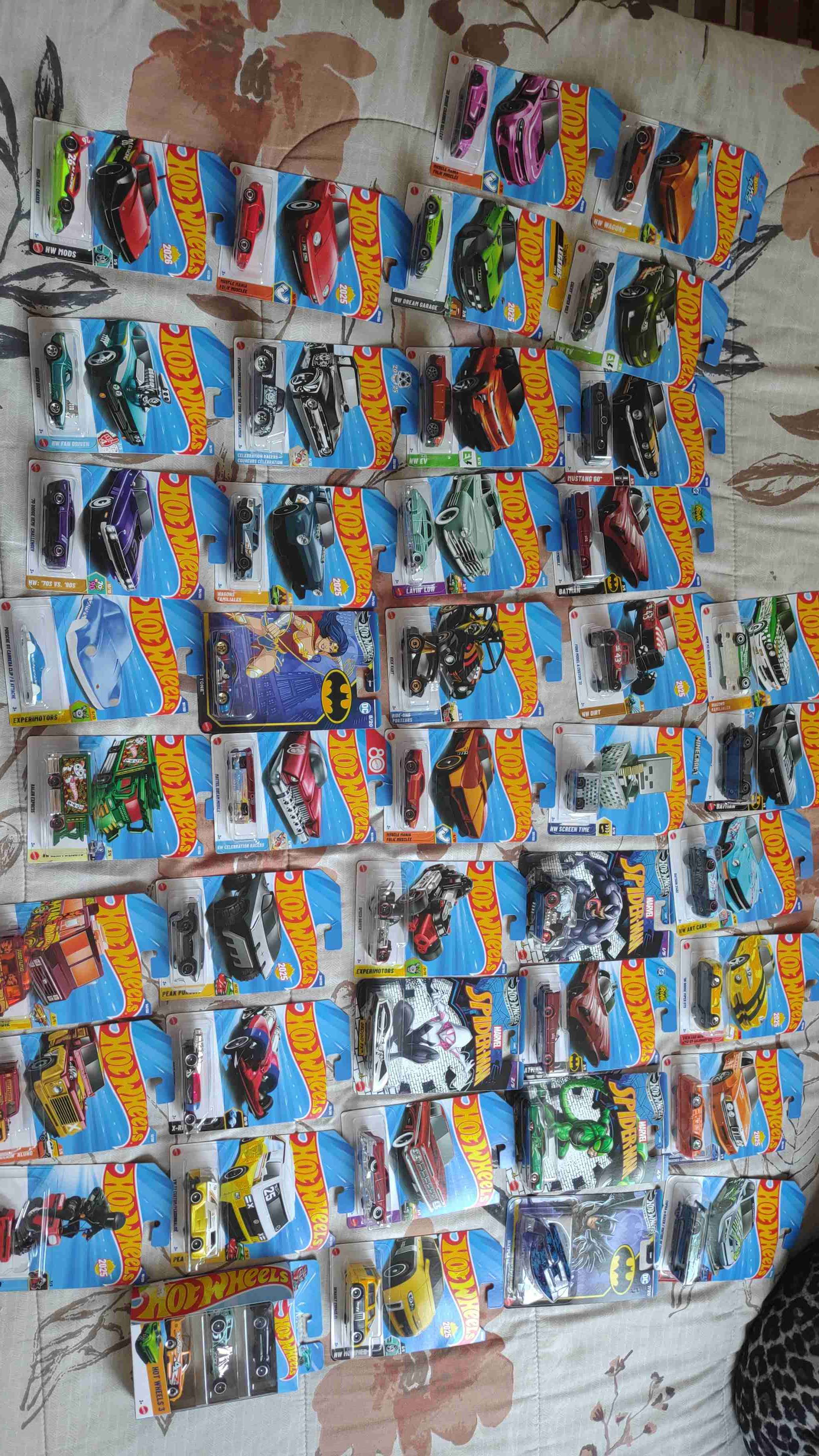 Colección de autos Hot Wheels - miniatura 1