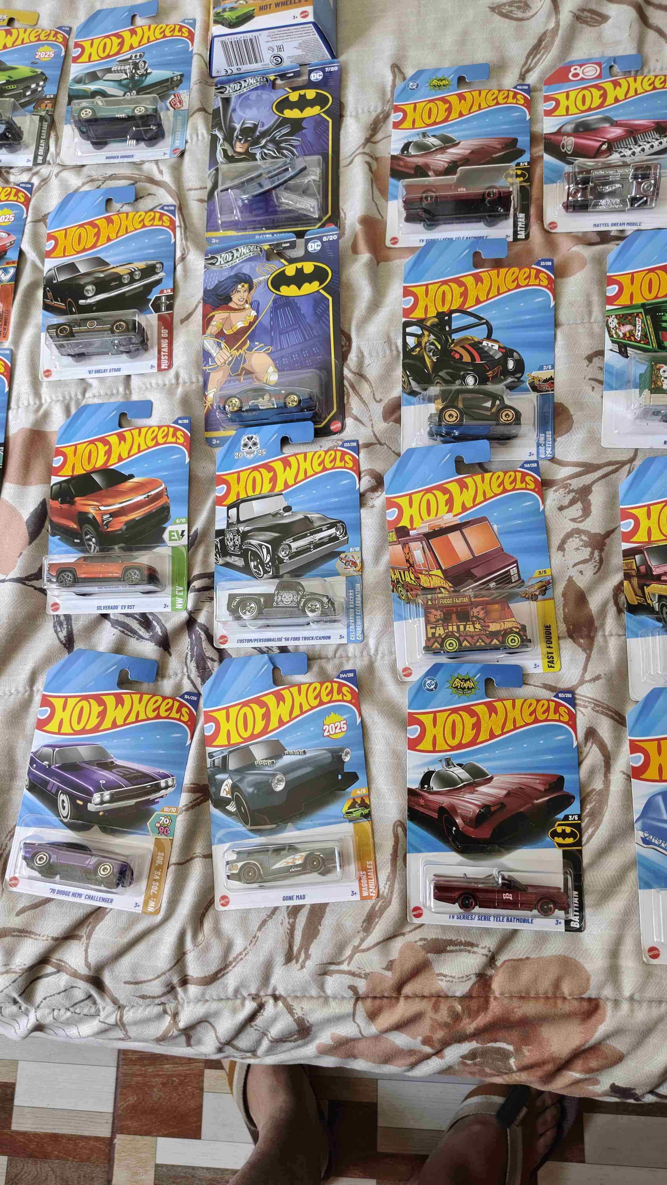 Colección de autos Hot Wheels - miniatura 4