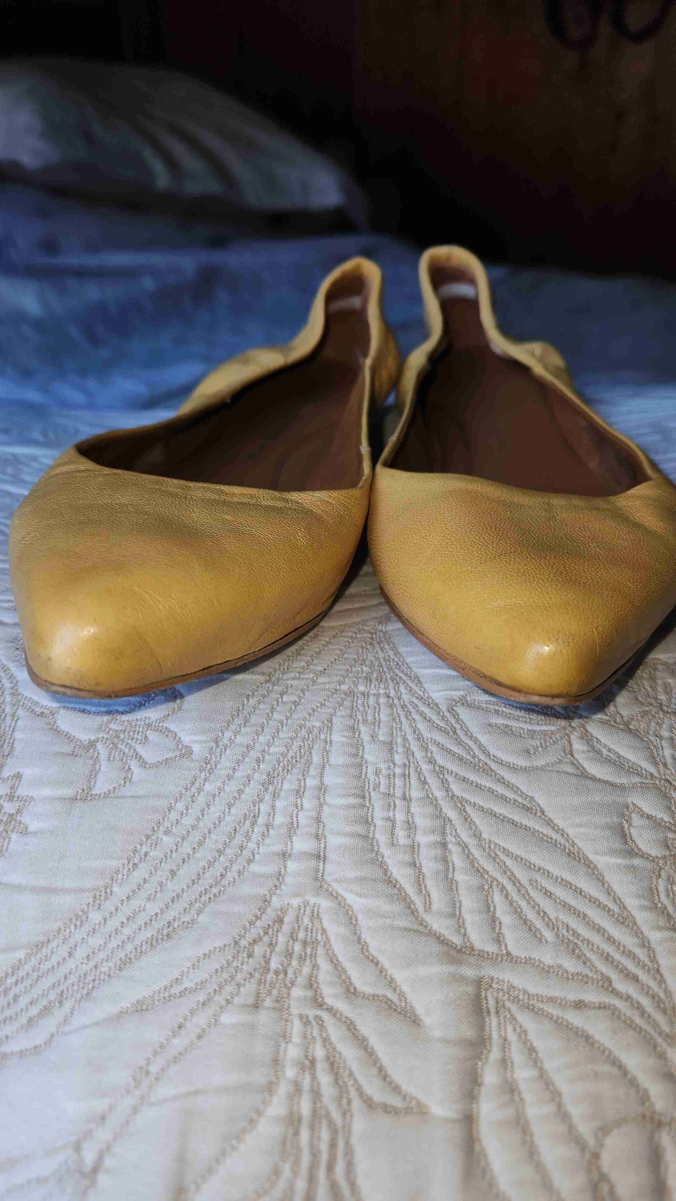 Zapatos planos amarillos - miniatura 2