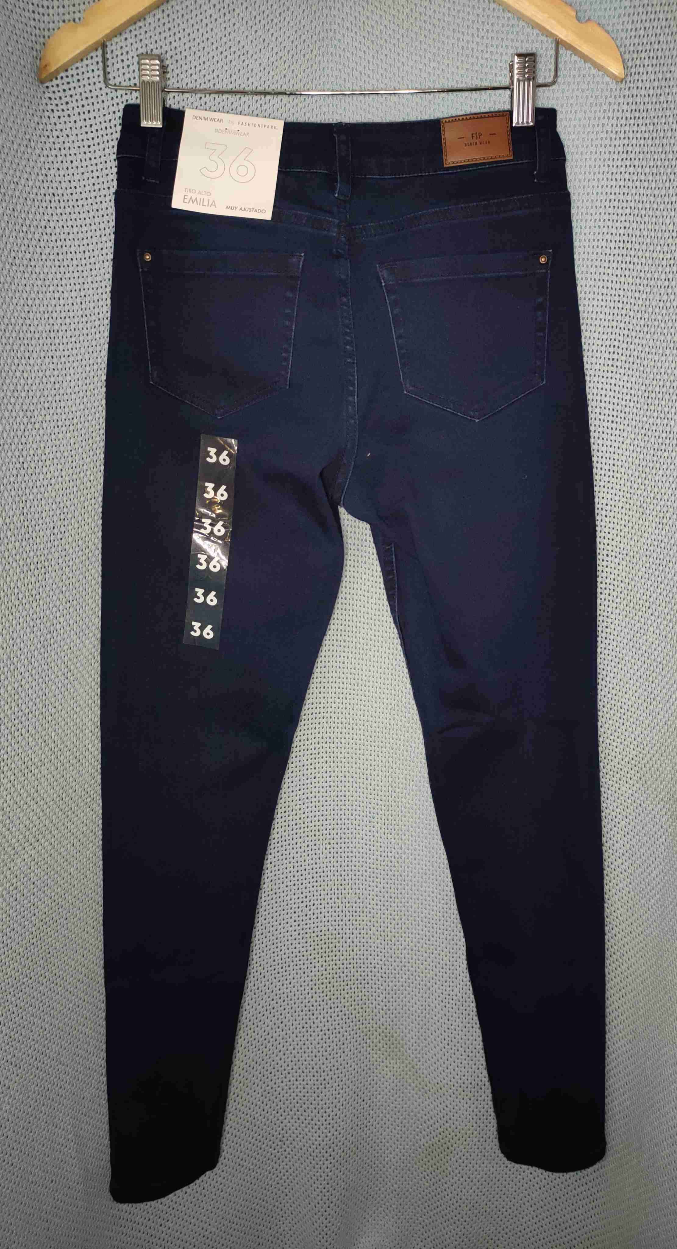 Jeans azul oscuro - miniatura 2