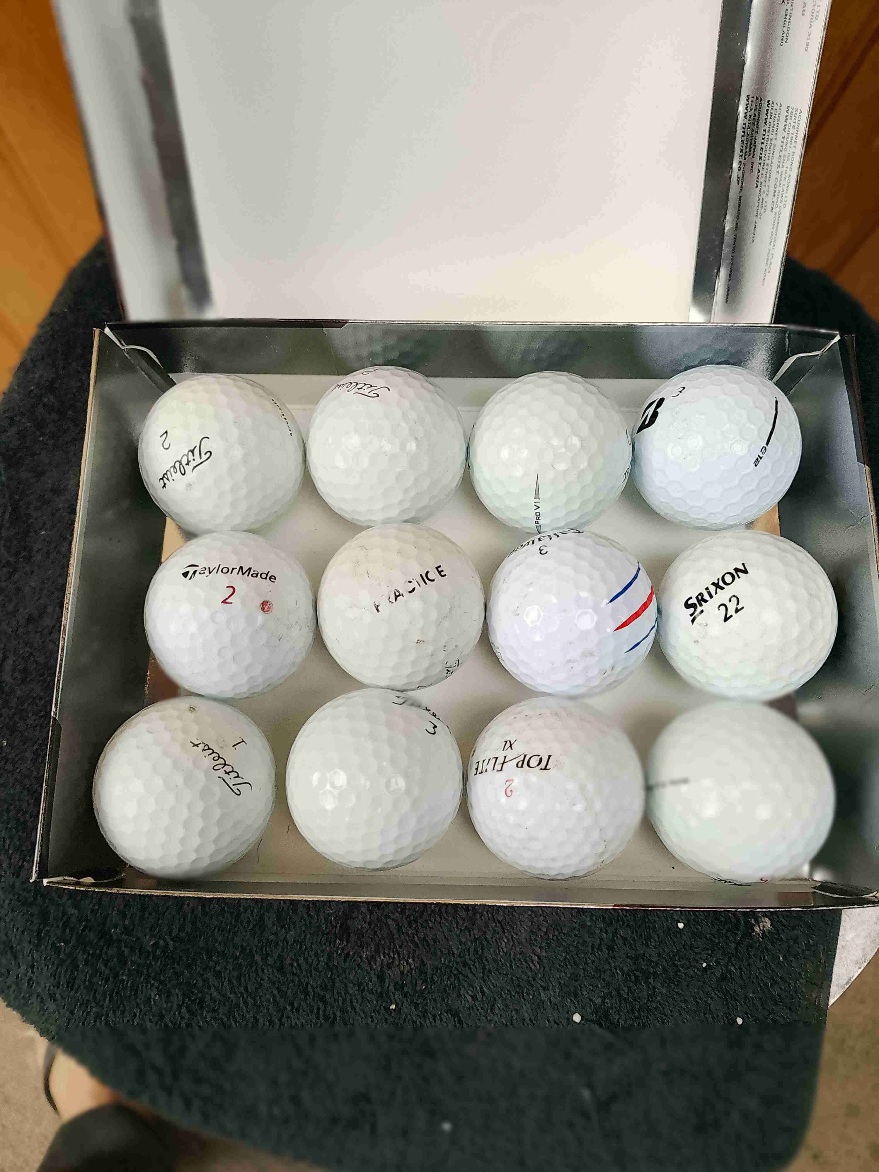 Pelotas de golf amarillas usadas - 2