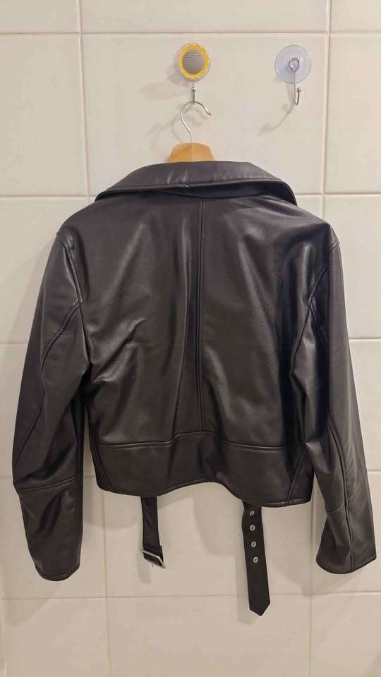 Chaqueta Ecocuero HYM Nueva - miniatura 3