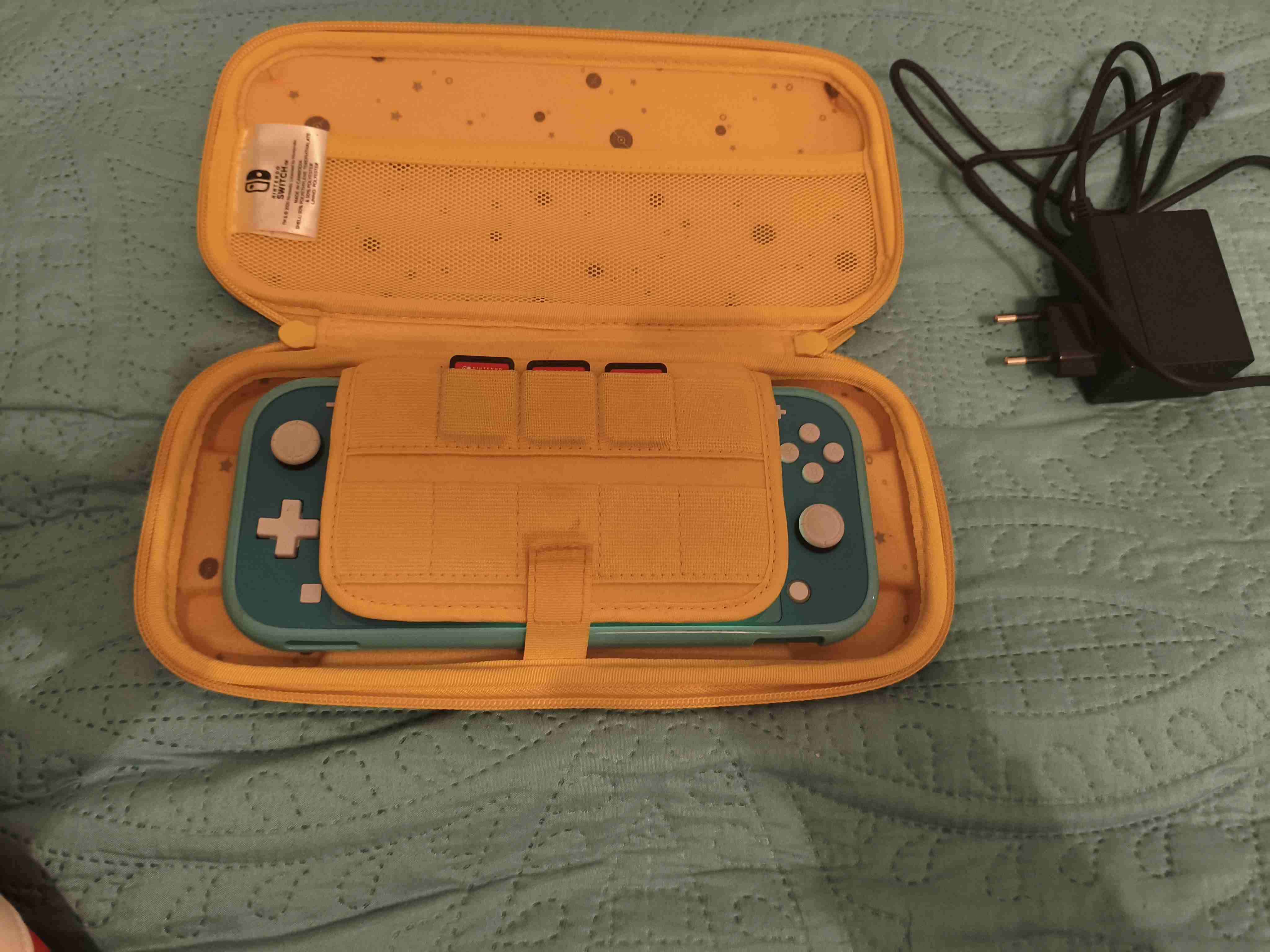 Nintendo switch Lite con accesorios - 2