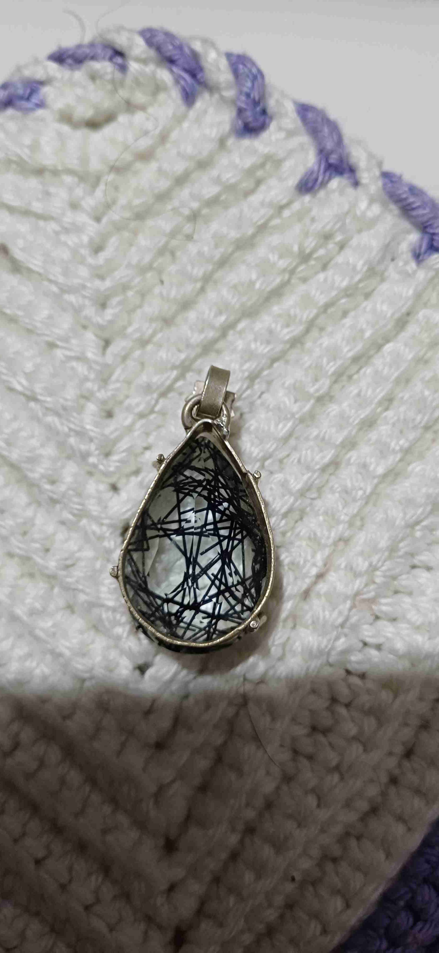 Colgante de gota con diseño único - miniatura 2