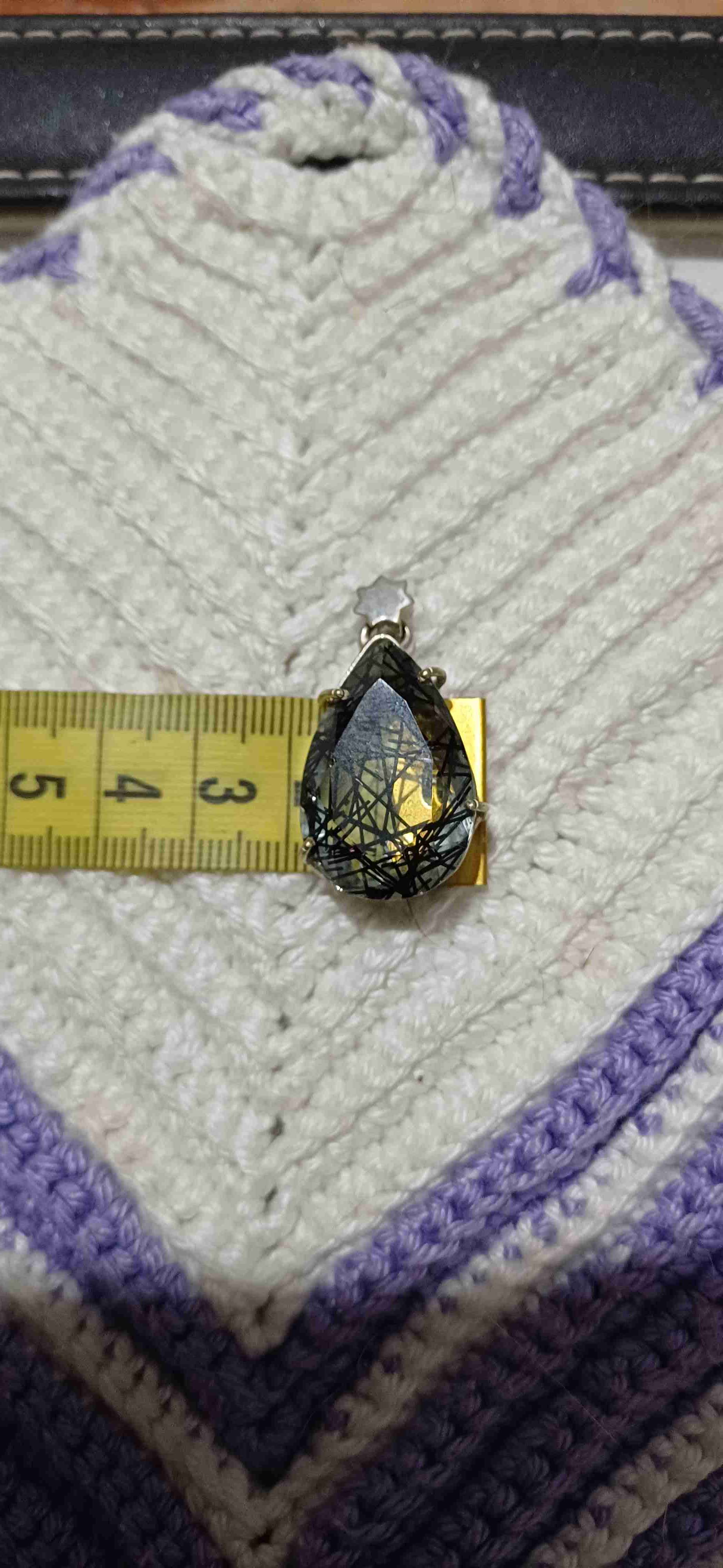 Colgante de gota con diseño único - miniatura 4