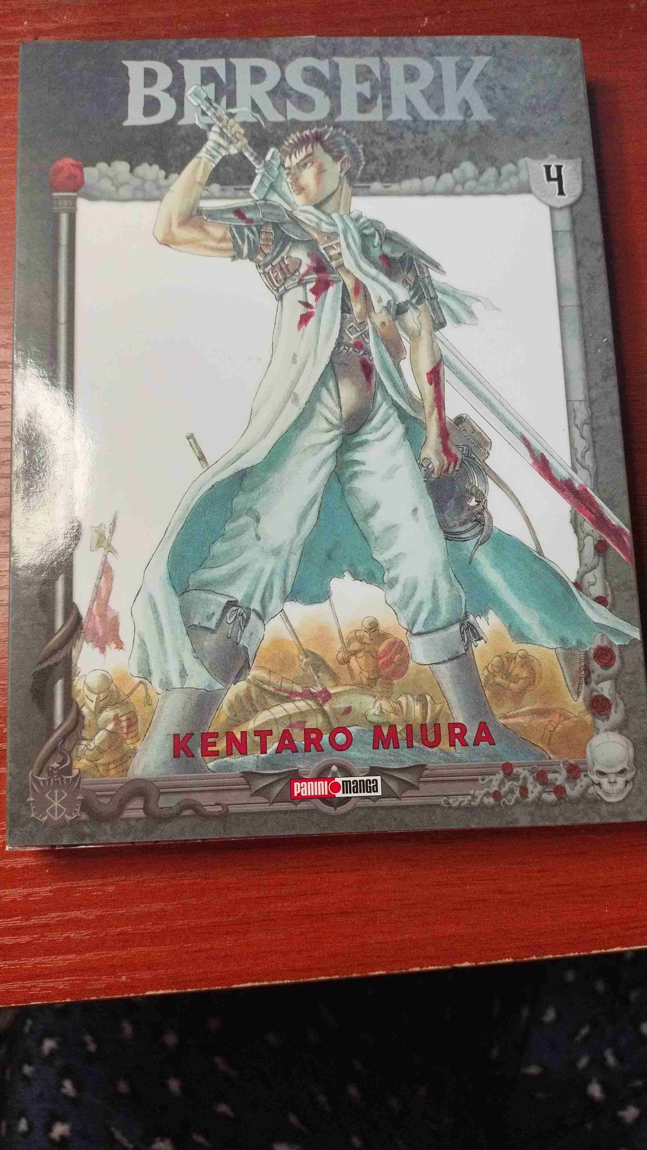 Manga Berserk Tomo 4, Tierra de Gemas tomo 2, etc - 1