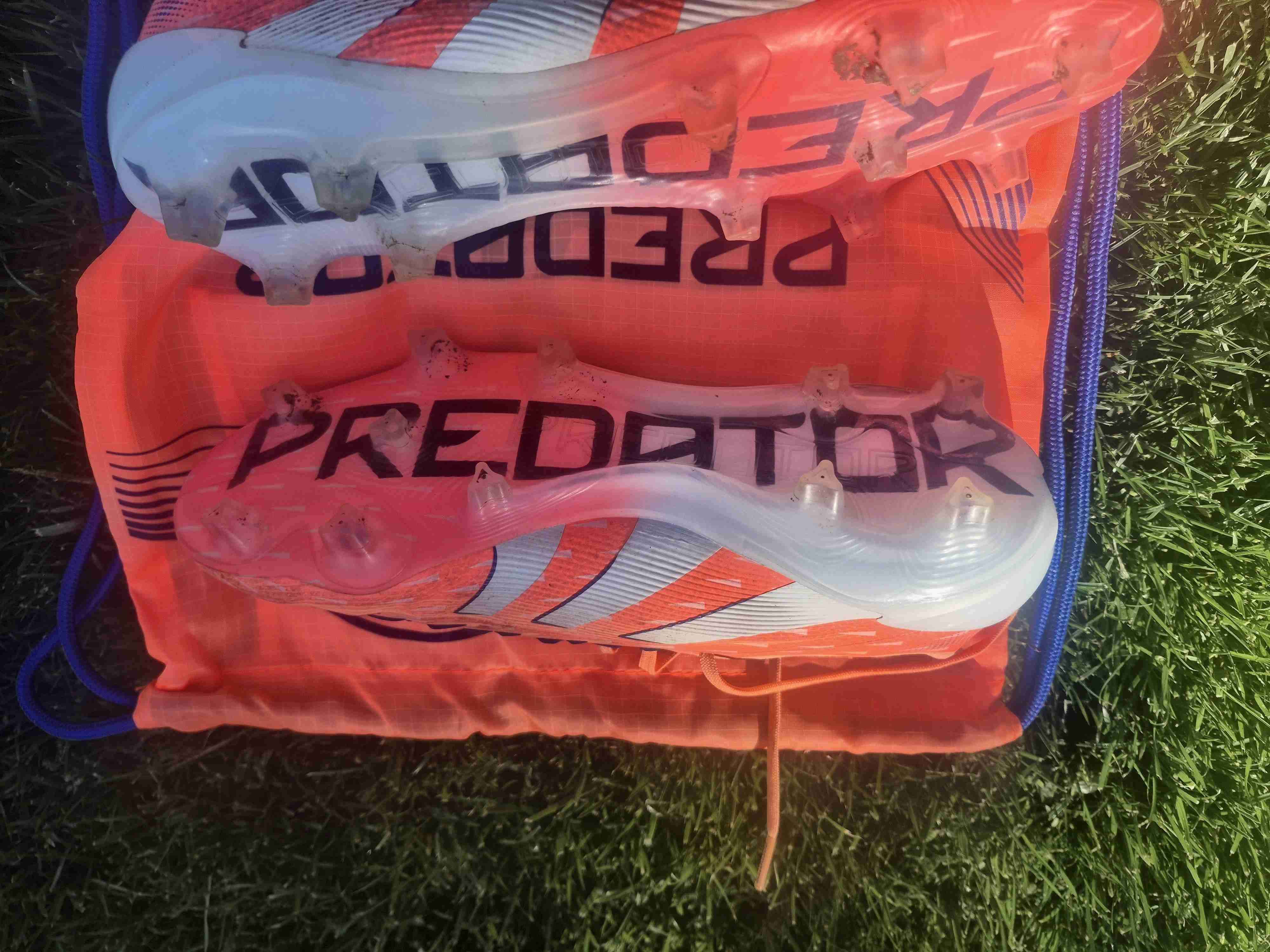 Botines Adidas Predator rojos gama elite - 1