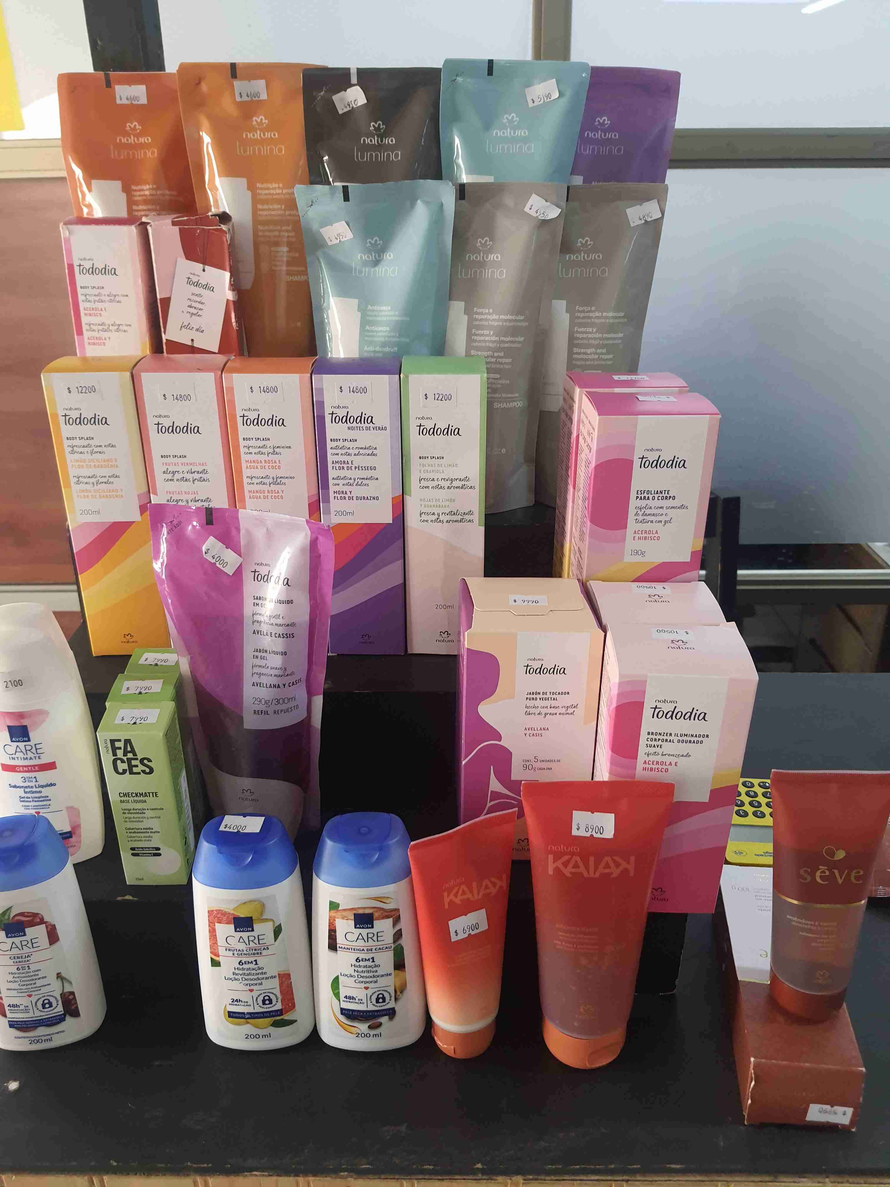 Set de productos Natura y variedad de ofertas