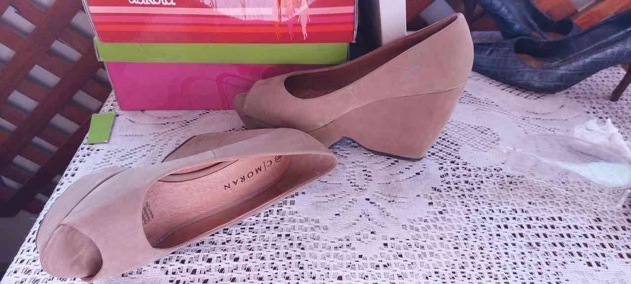 Sandalias coloridas de plataforma - 5