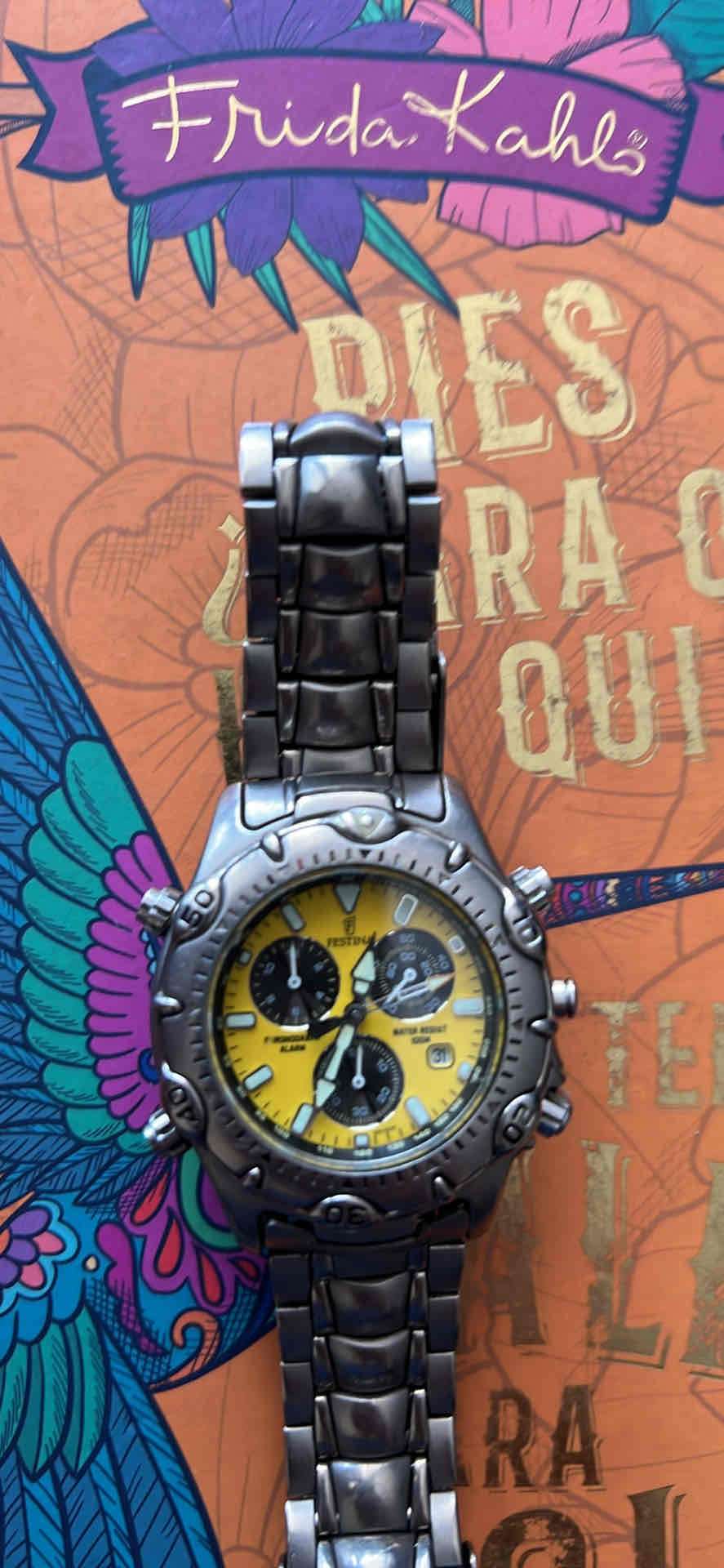 Reloj acero dial amarillo Festina - miniatura 2