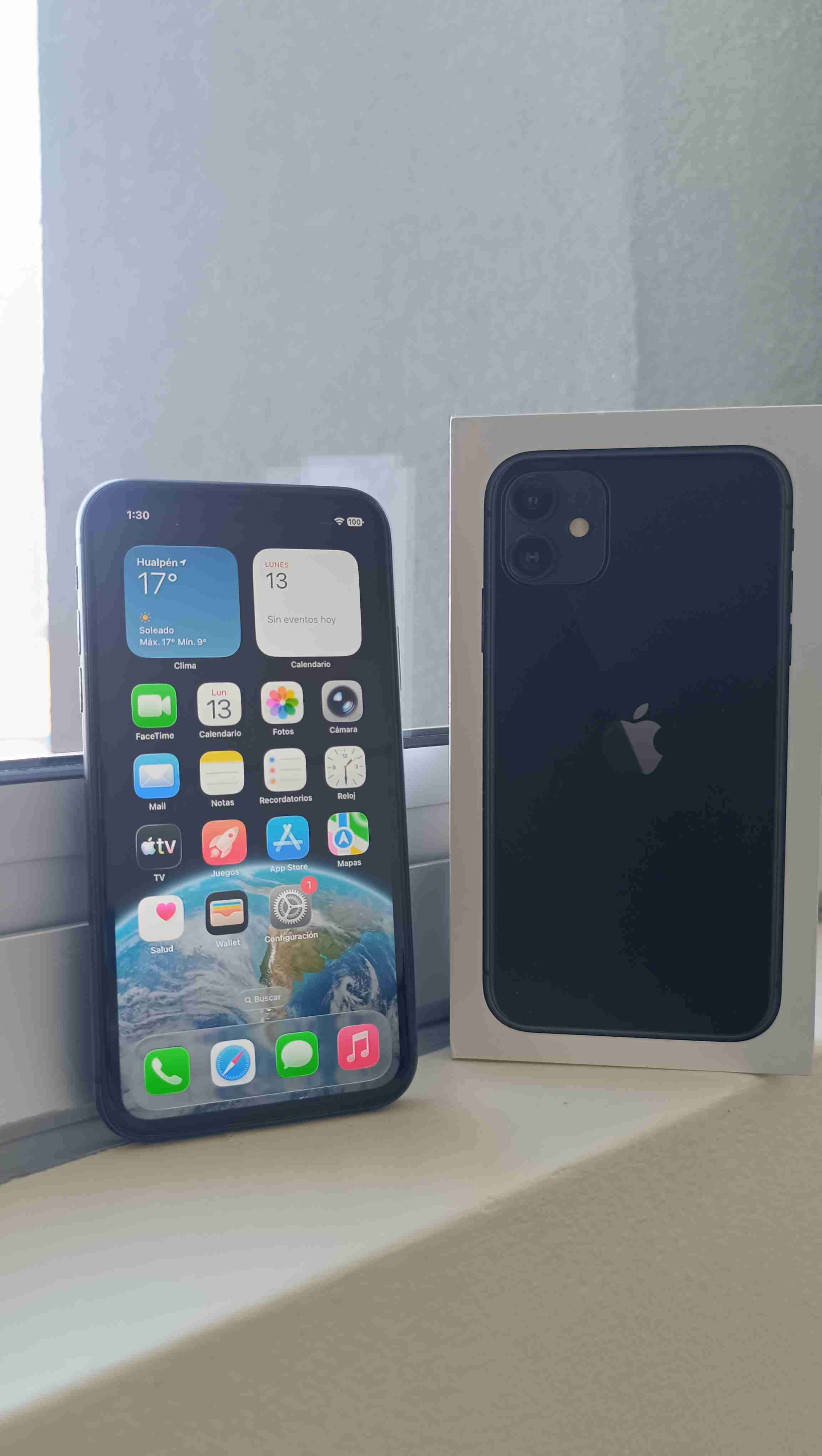iPhone 11 de 128GB - miniatura 1