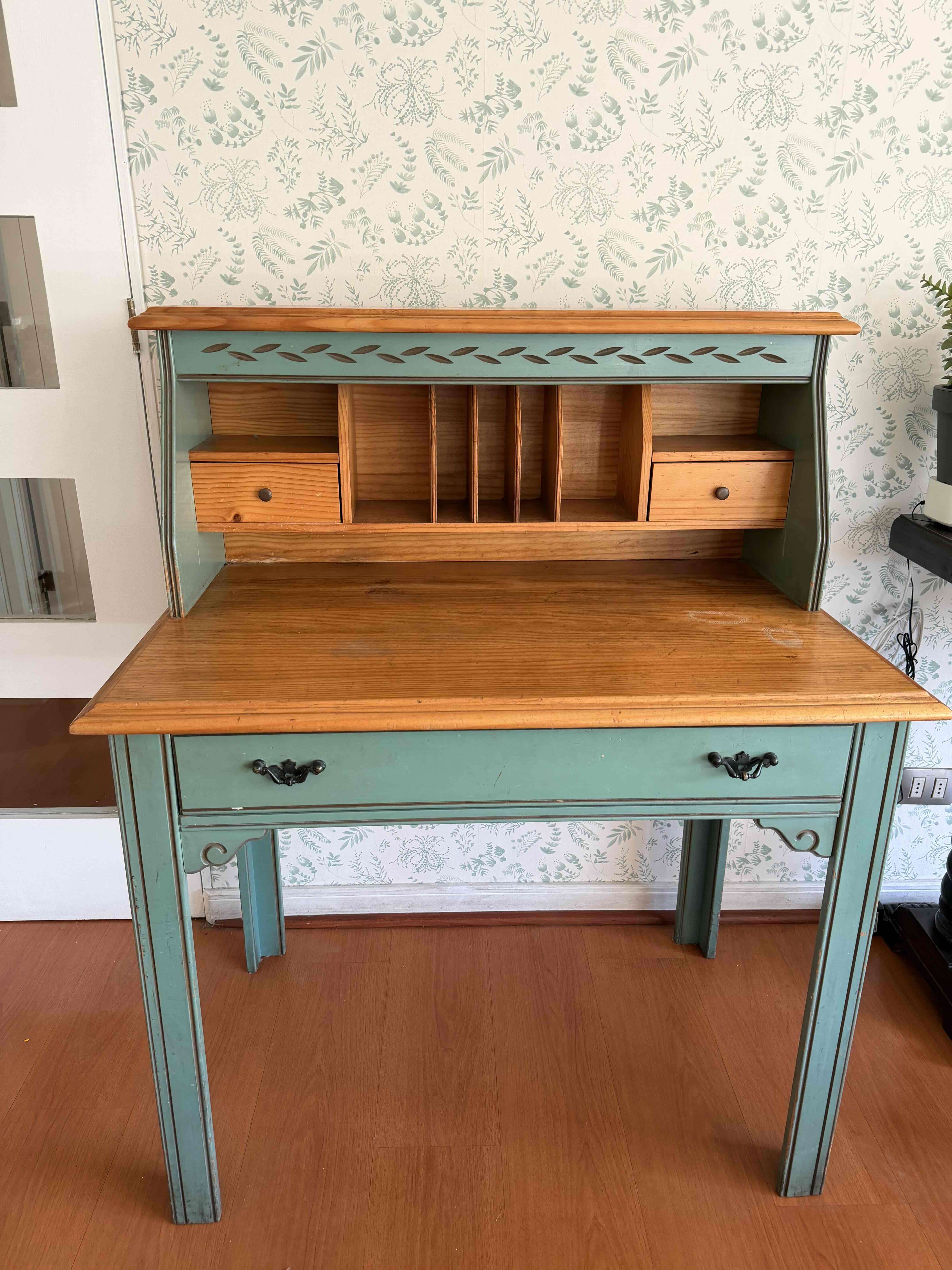 Escritorio vintage azul y madera - miniatura 1