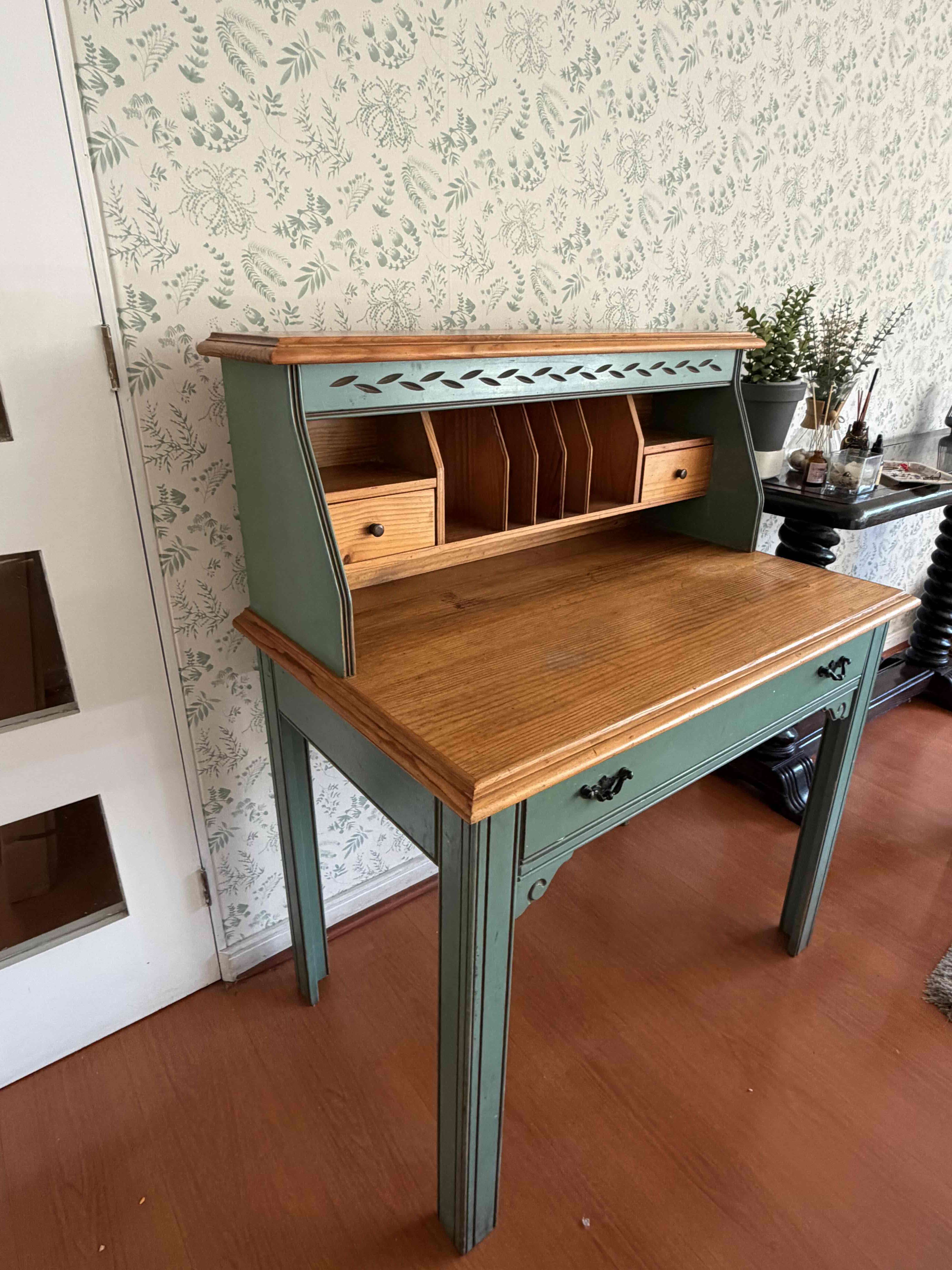 Escritorio vintage azul y madera - miniatura 2