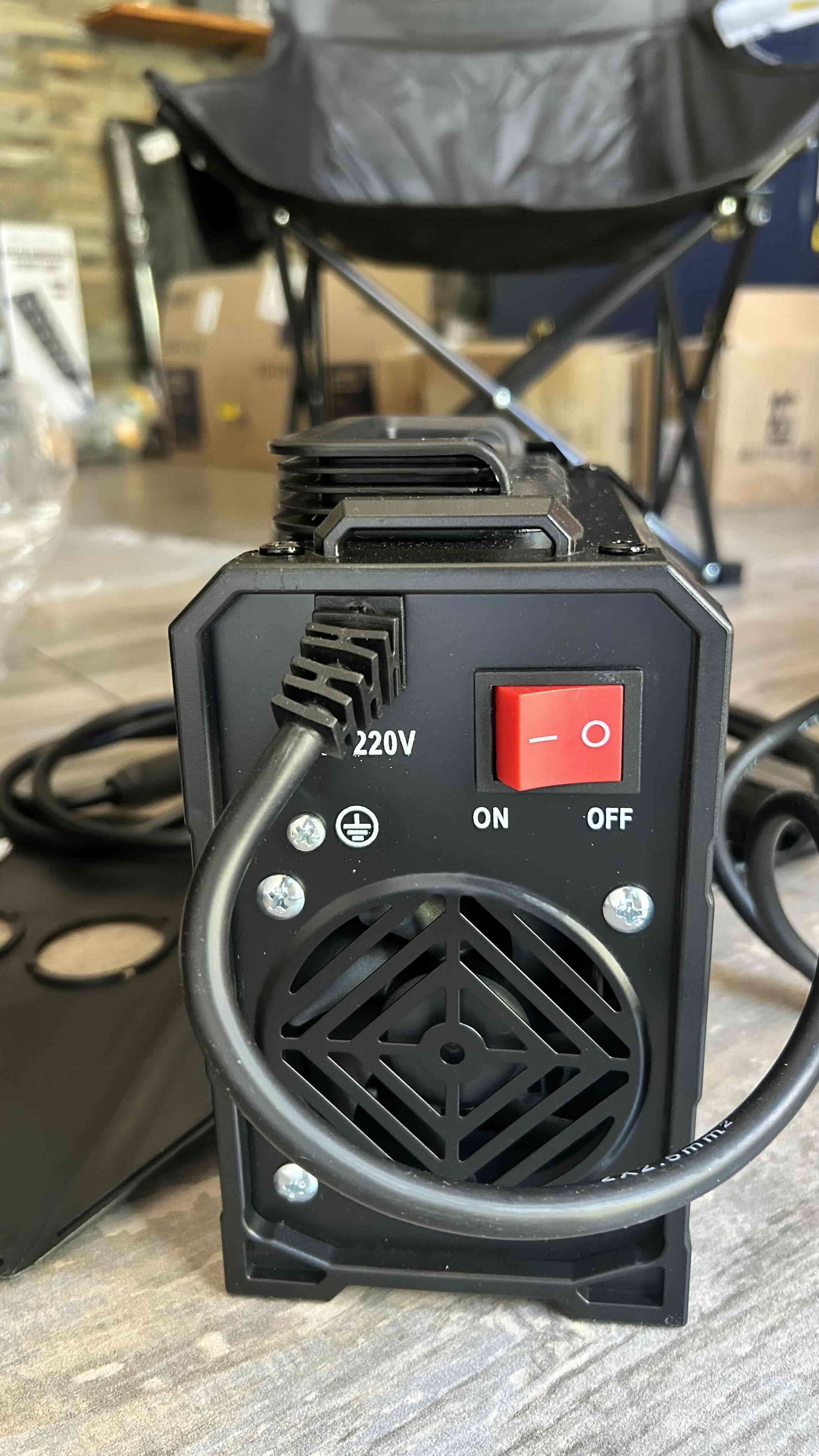 Soldadora eléctrica compacta inverter - miniatura 2