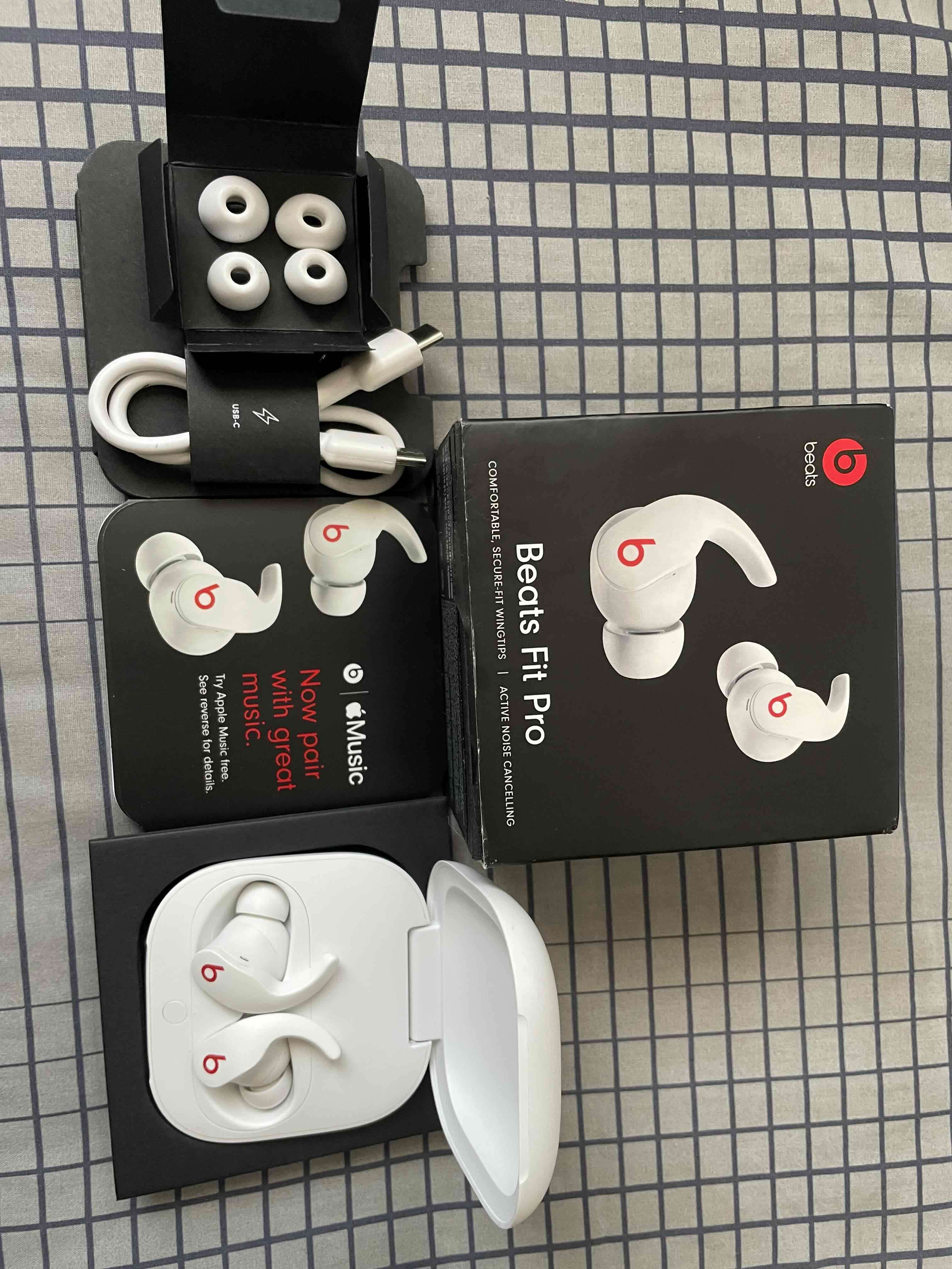Auriculares Beats Fit Pro nuevos - miniatura 4