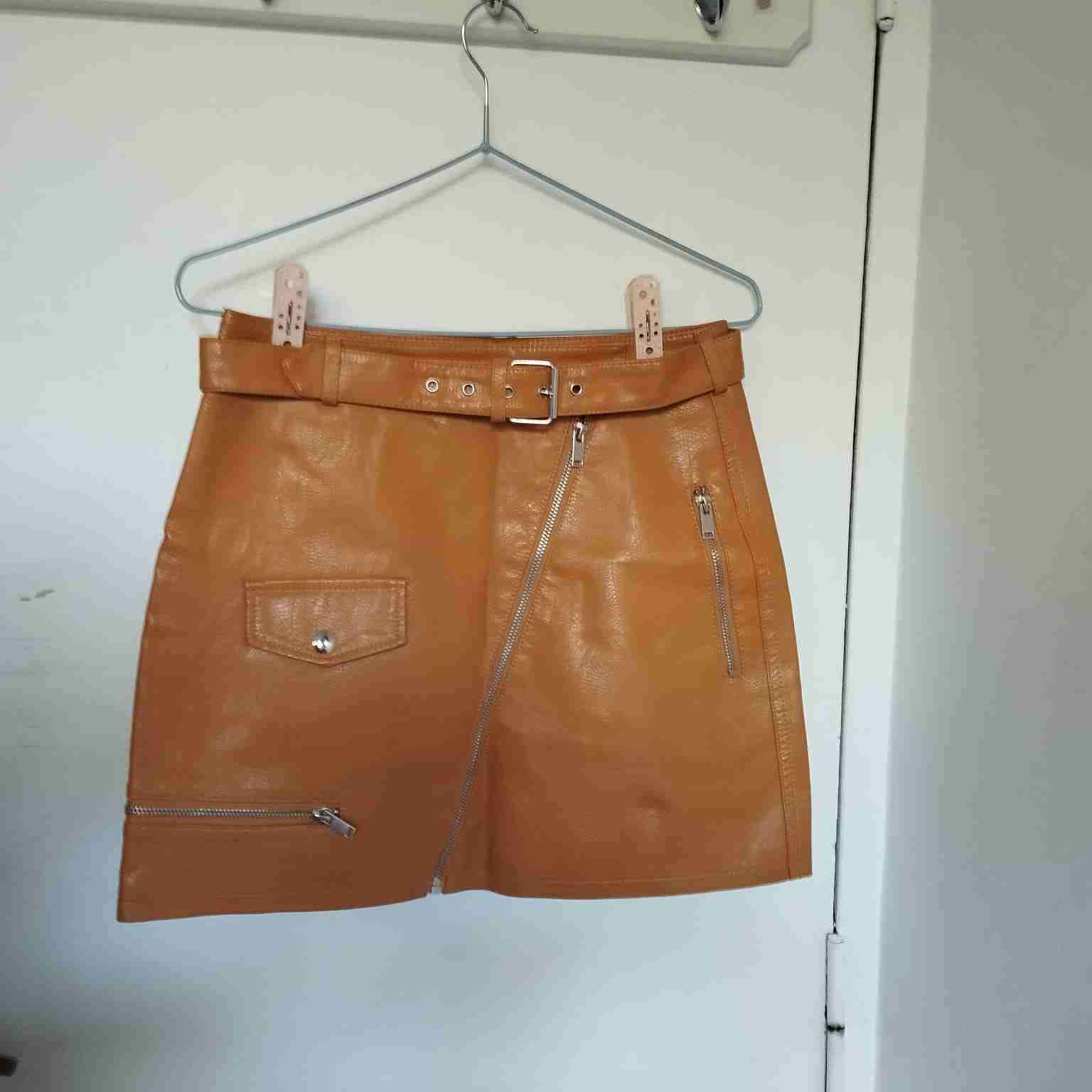 Falda de ecocuero co - miniatura 1