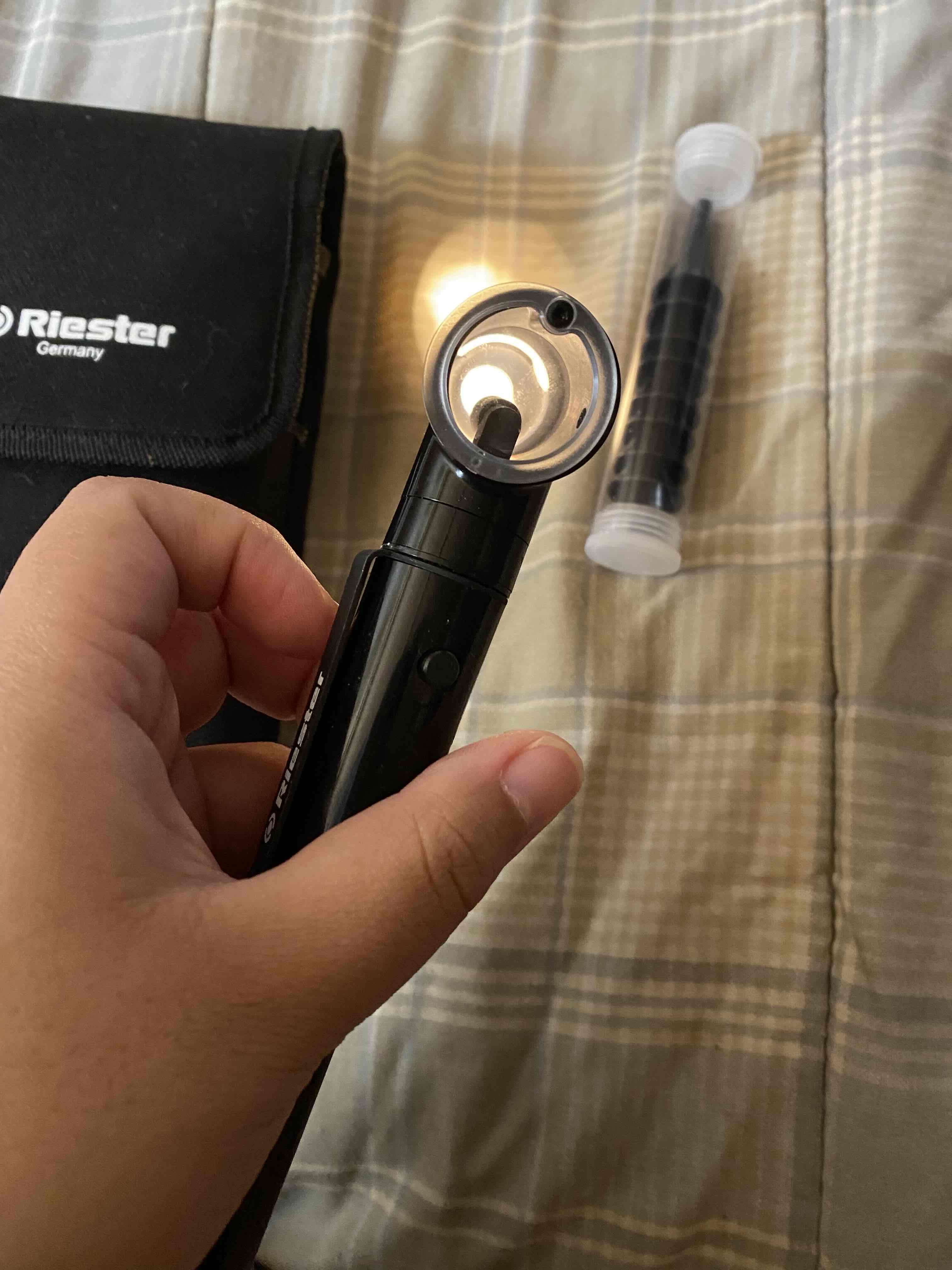 Otoscopio Riester con accesorios - miniatura 2