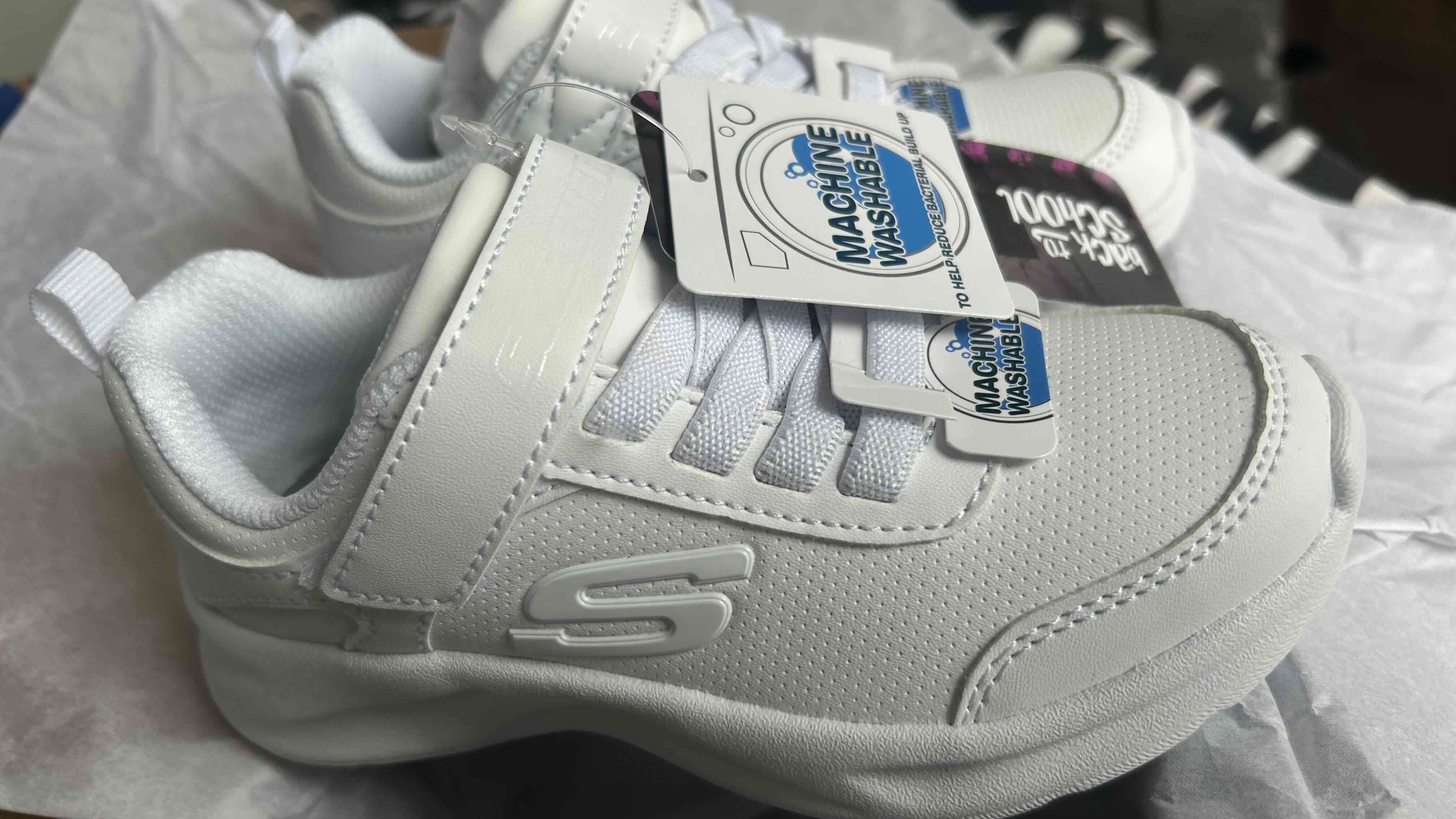 Zapatillas Skeachers blancas lavables - miniatura 2