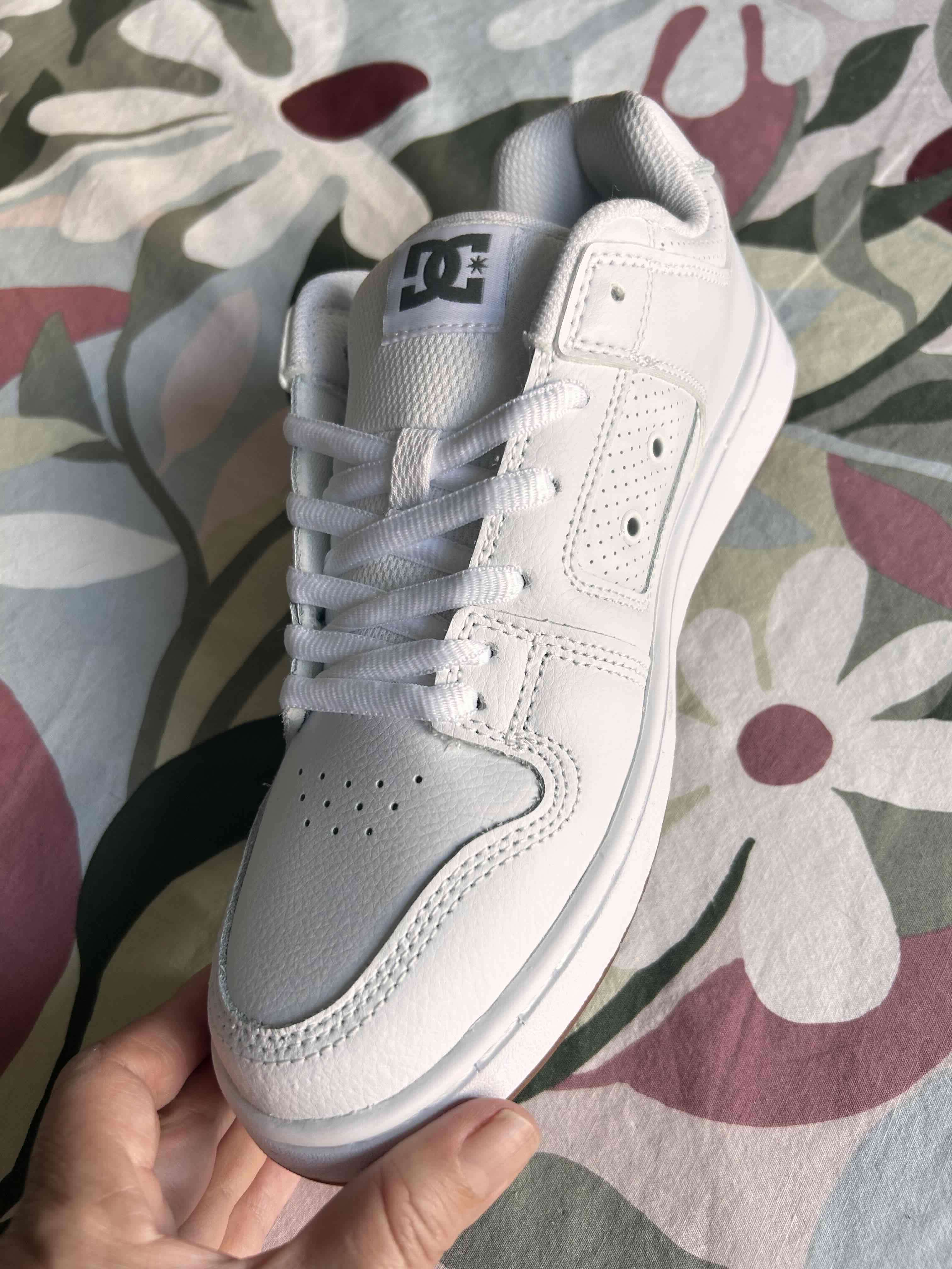 Zapatilla blanca de cuero DC - 2