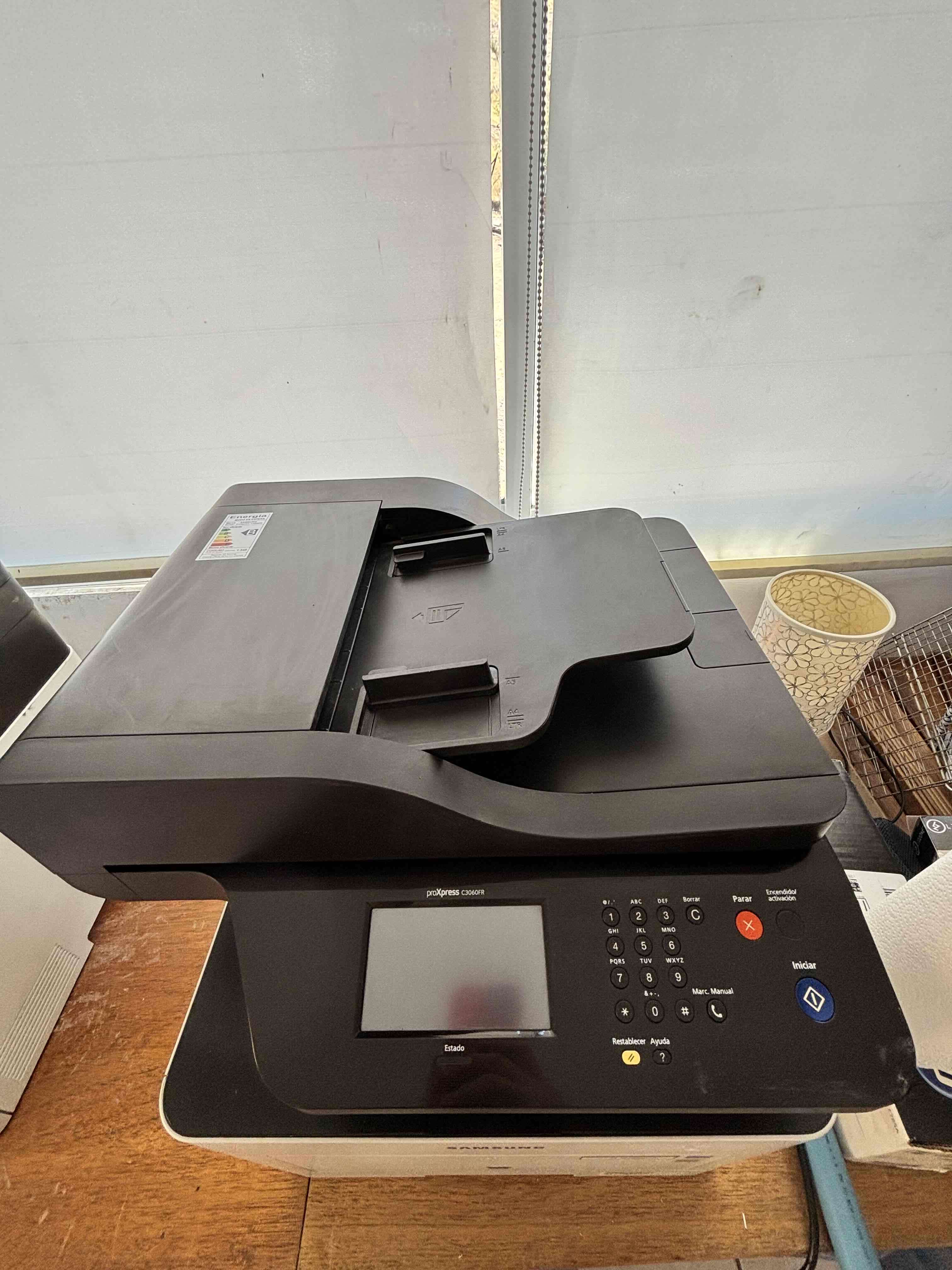 Impresora multifuncional Samsung - miniatura 2